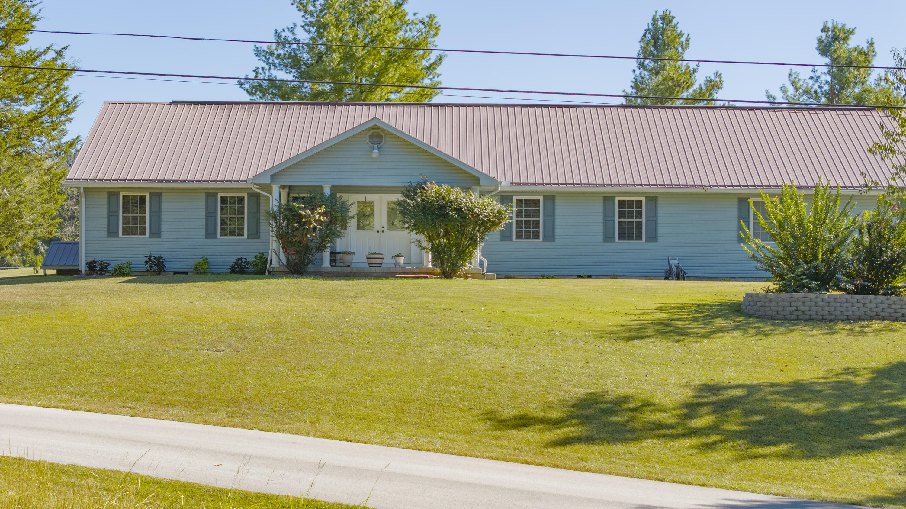 541 Fall Circle Property Photo 2