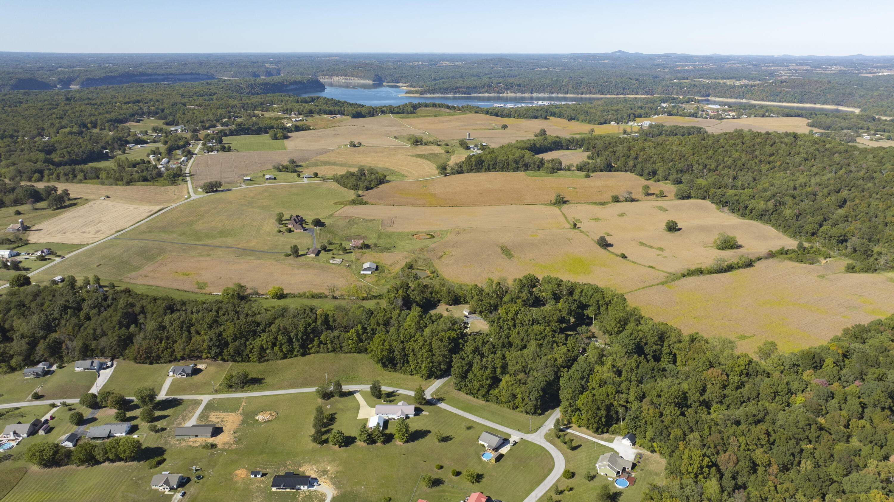 541 Fall Circle Property Photo 3
