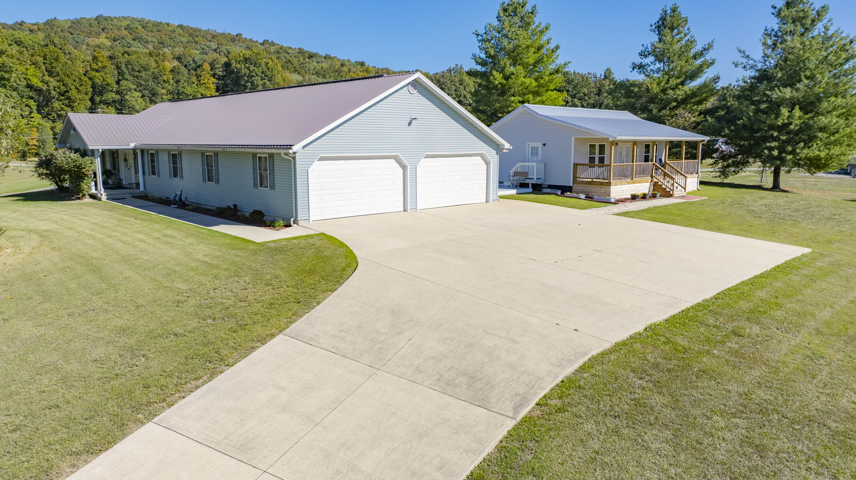 541 Fall Circle Property Photo 13
