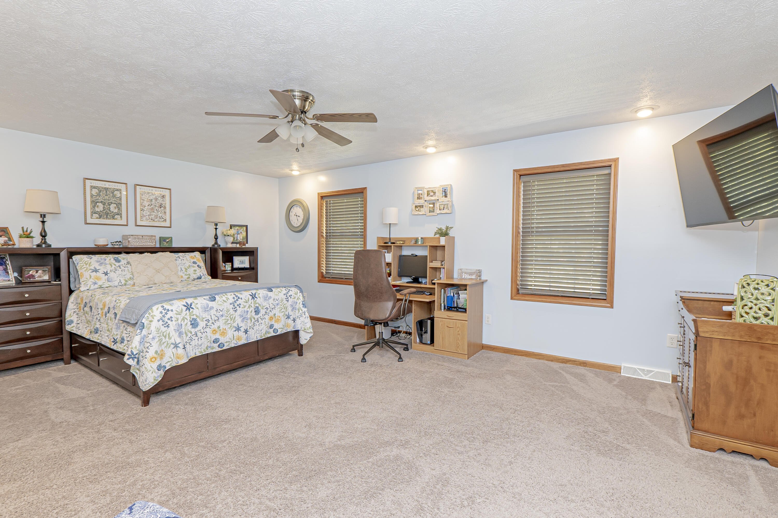 541 Fall Circle Property Photo 45