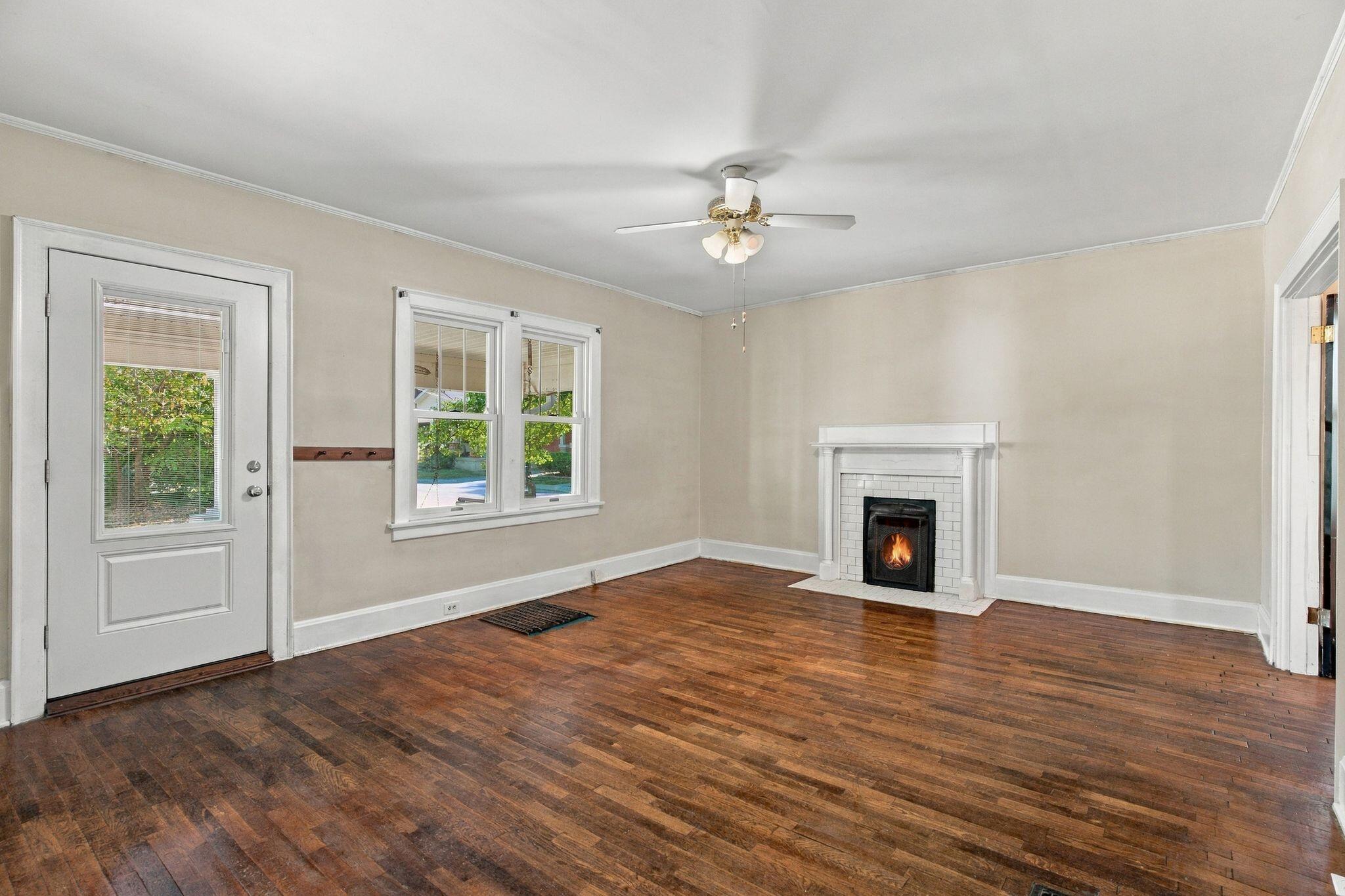 431 Kentucky Court Property Photo 7