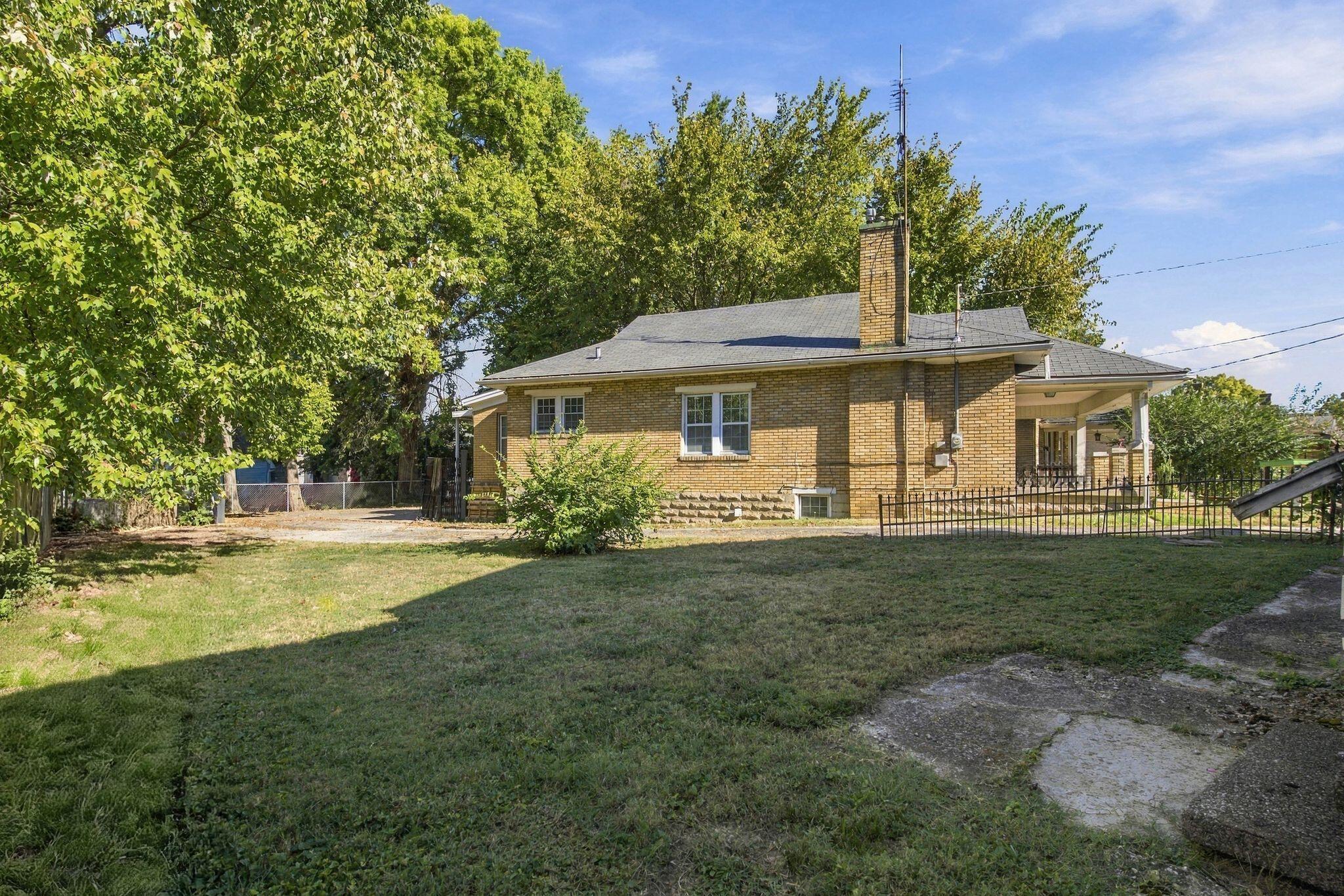431 Kentucky Court Property Photo 37