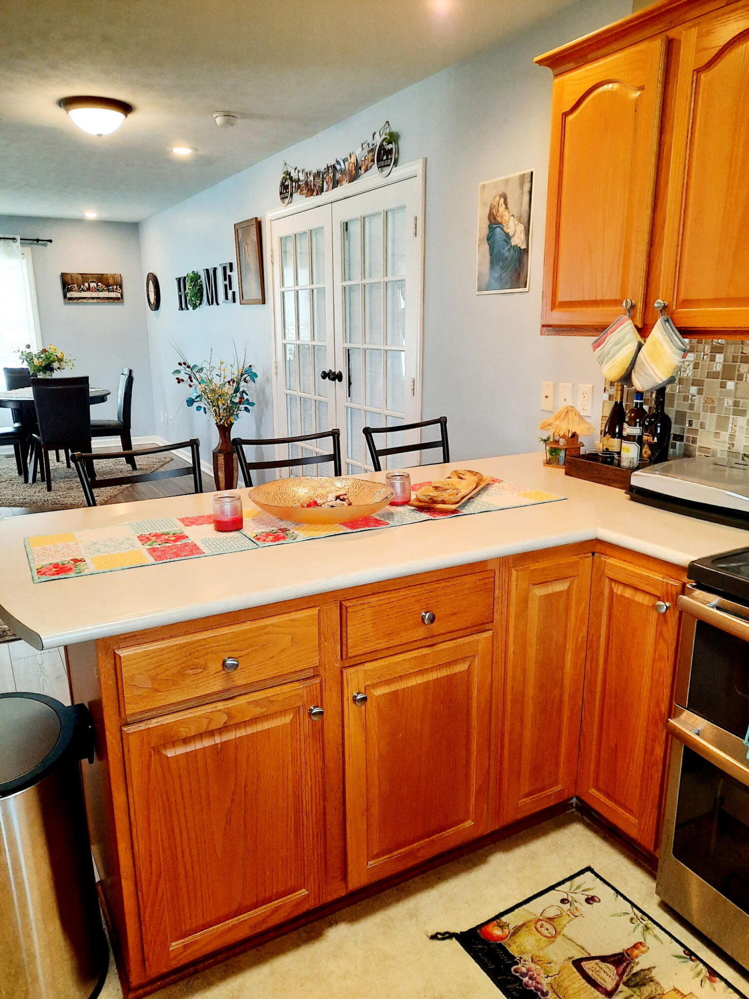 717 Claw Court Property Photo 8