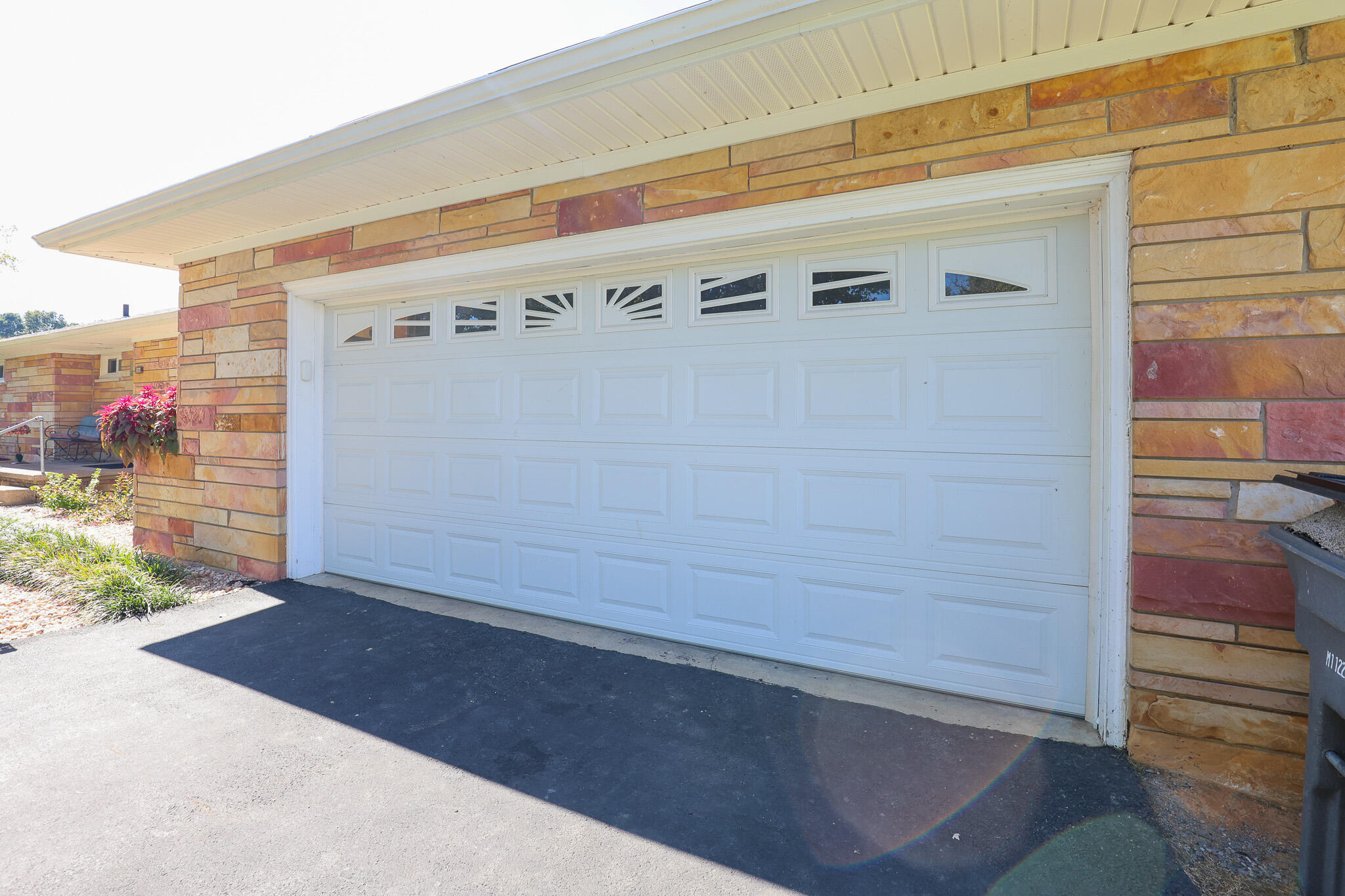 2145 Husband Road Property Photo 7