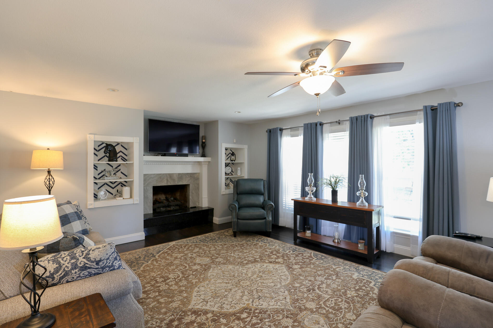 2145 Husband Road Property Photo 9