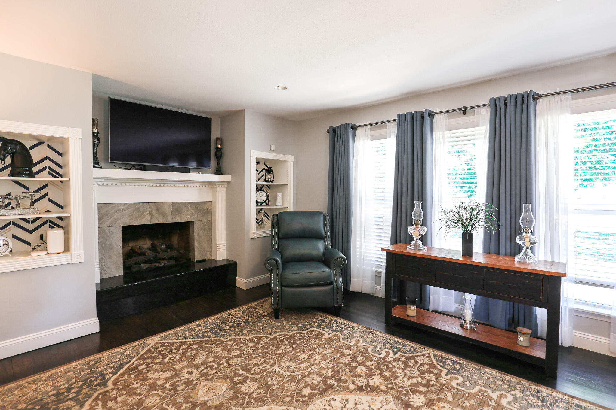 2145 Husband Road Property Photo 10