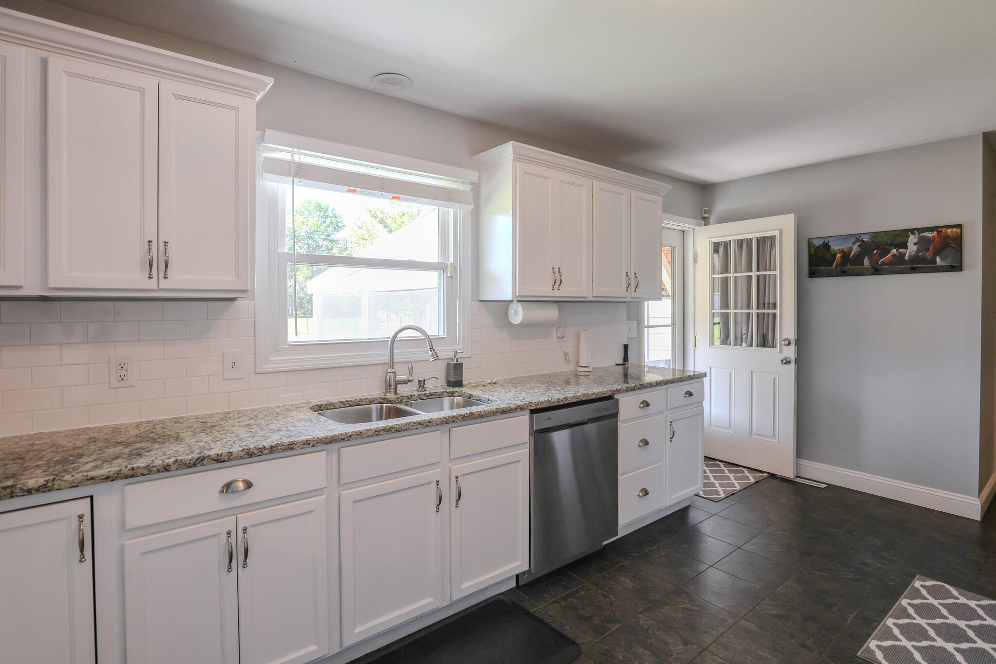2145 Husband Road Property Photo 15