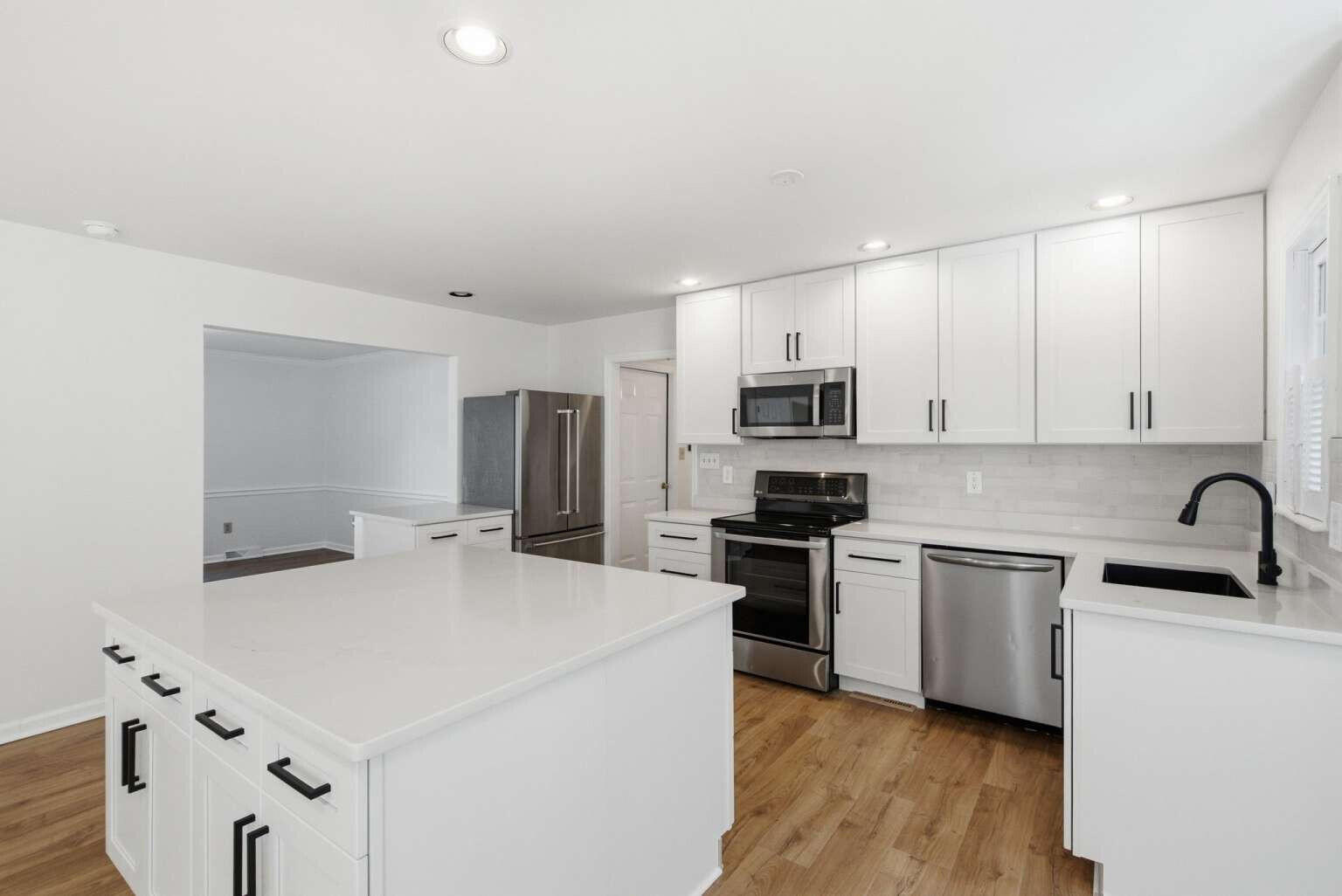 115 S Hill Road Property Photo 6
