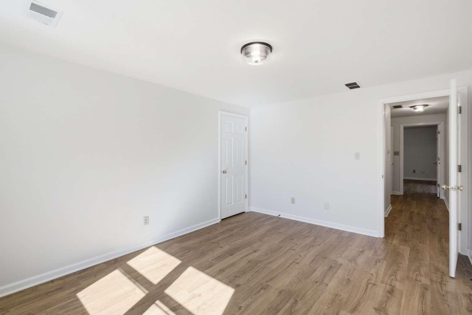 115 S Hill Road Property Photo 37