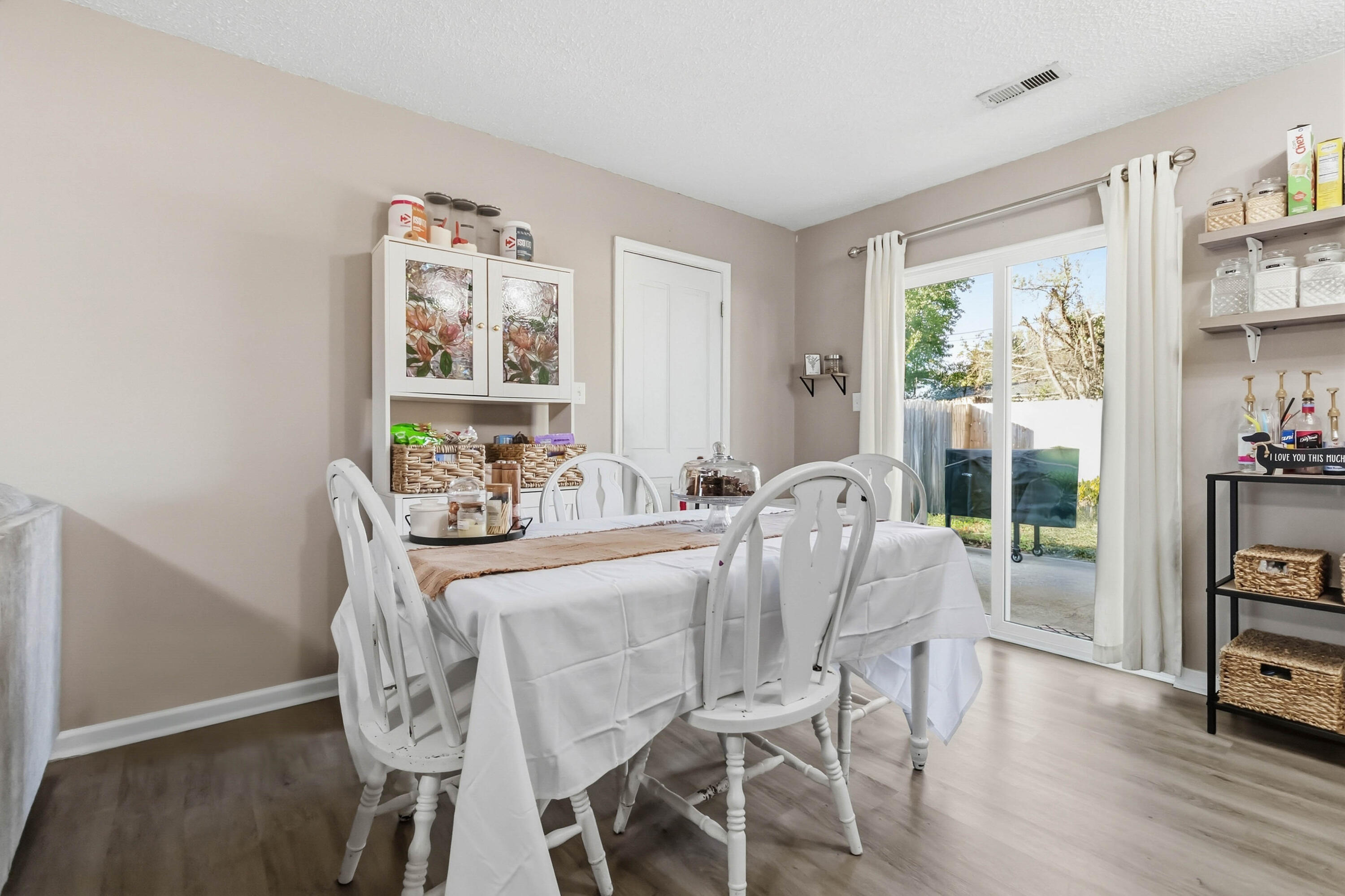 127 Woodland Trail Property Photo 9