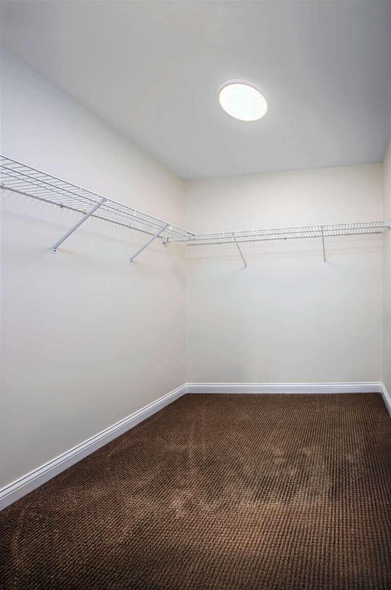 908 Country Oaks Drive Property Photo 14