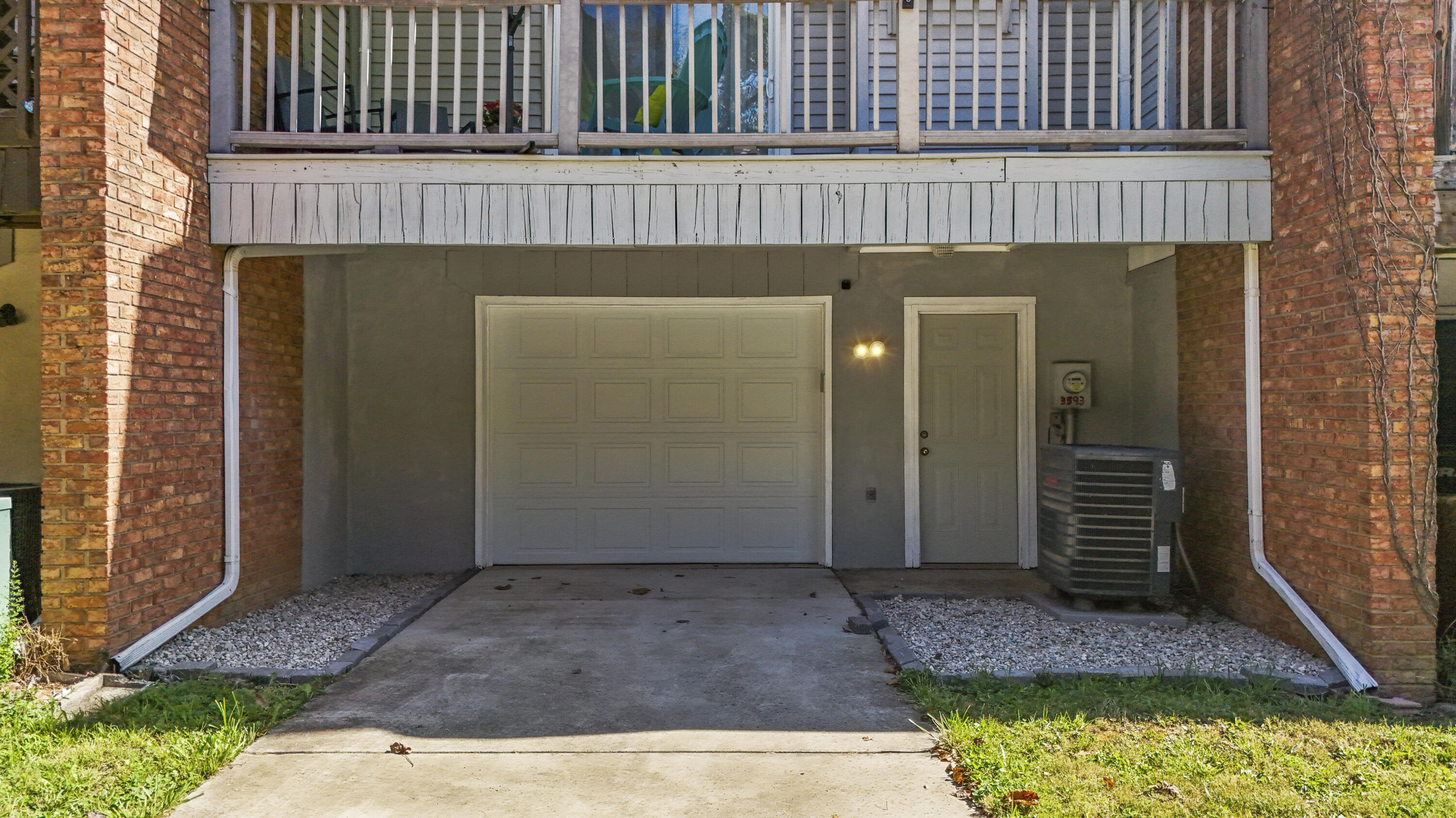 3593 Laredo Drive Property Photo 29