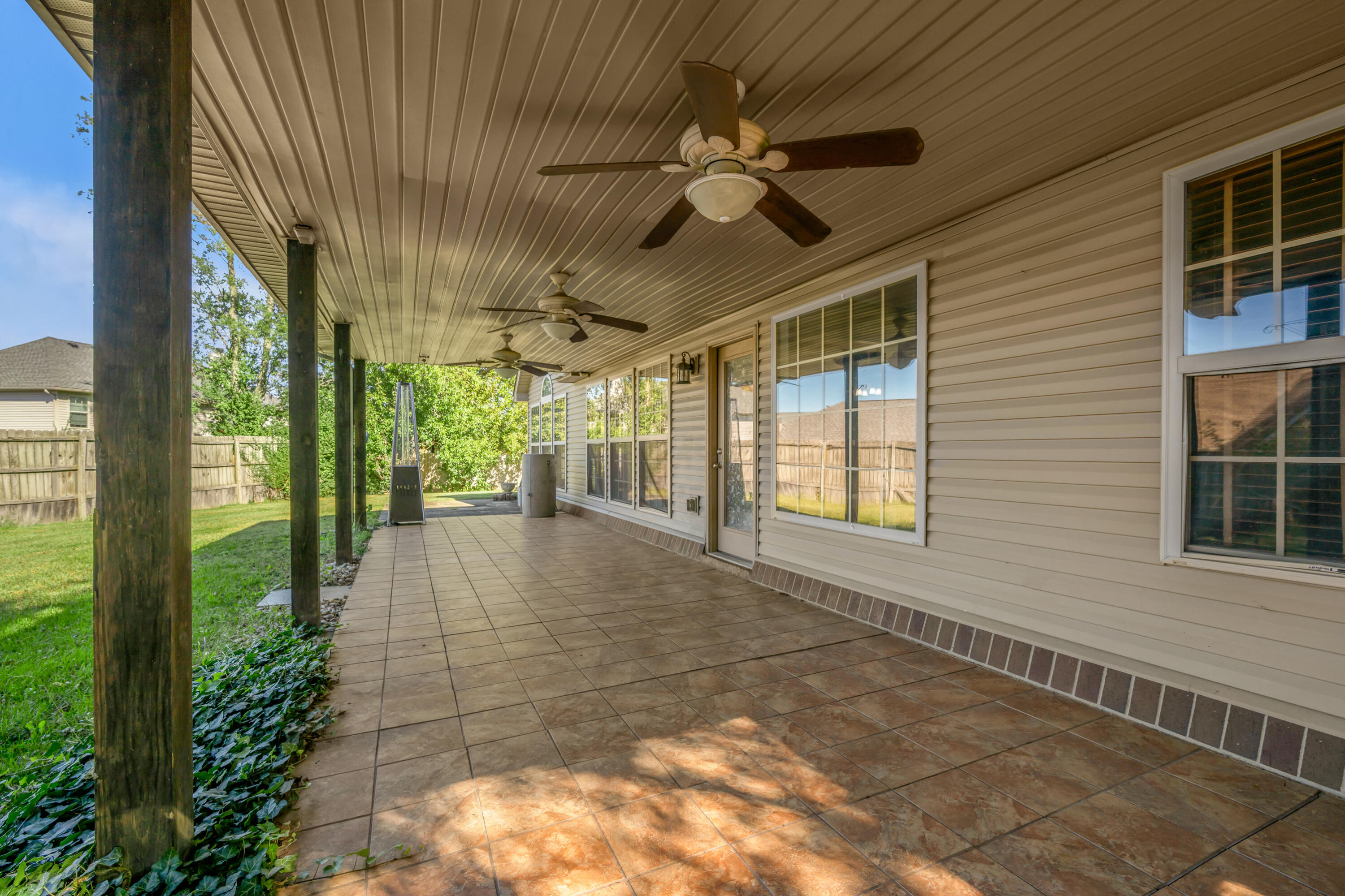 105 Stamping Court Property Photo 47