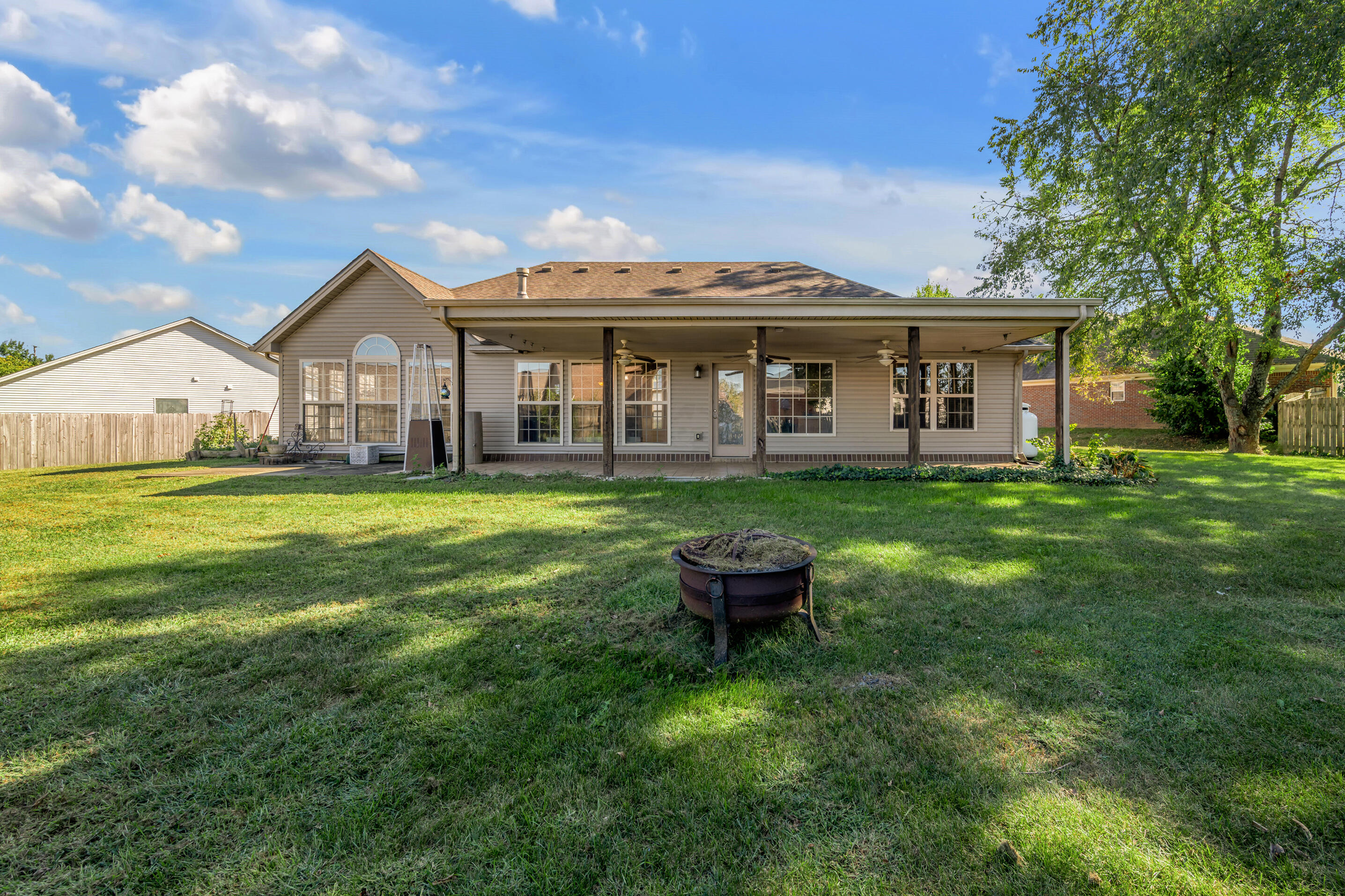 105 Stamping Court Property Photo 49