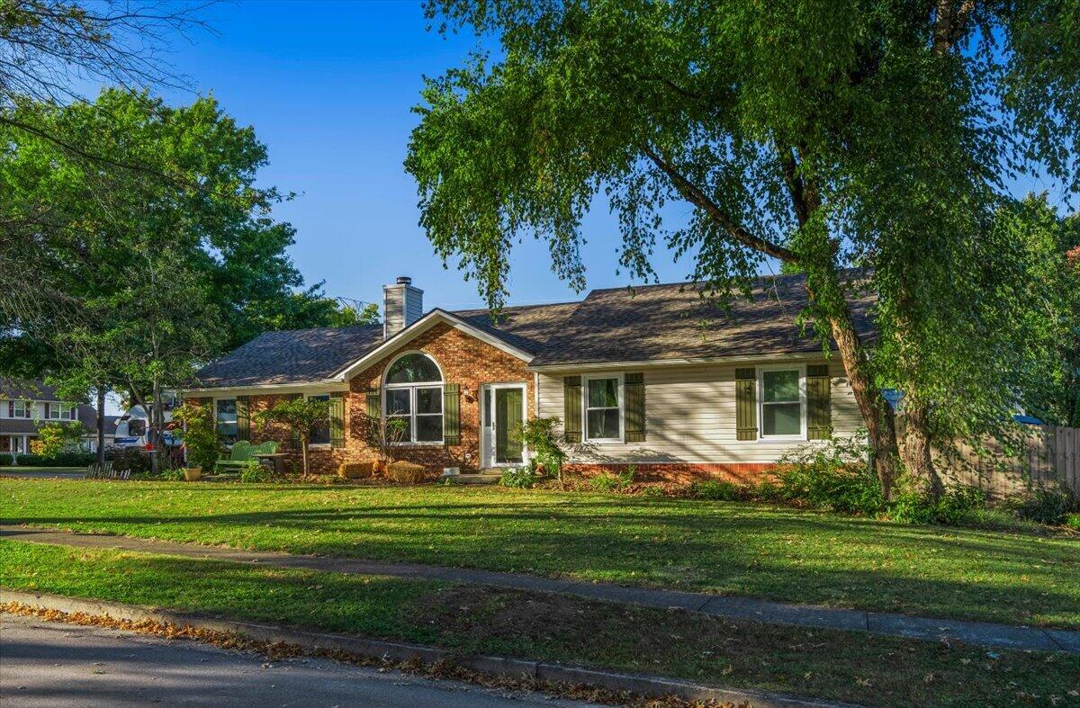 4044 Hillside Drive Property Photo 2