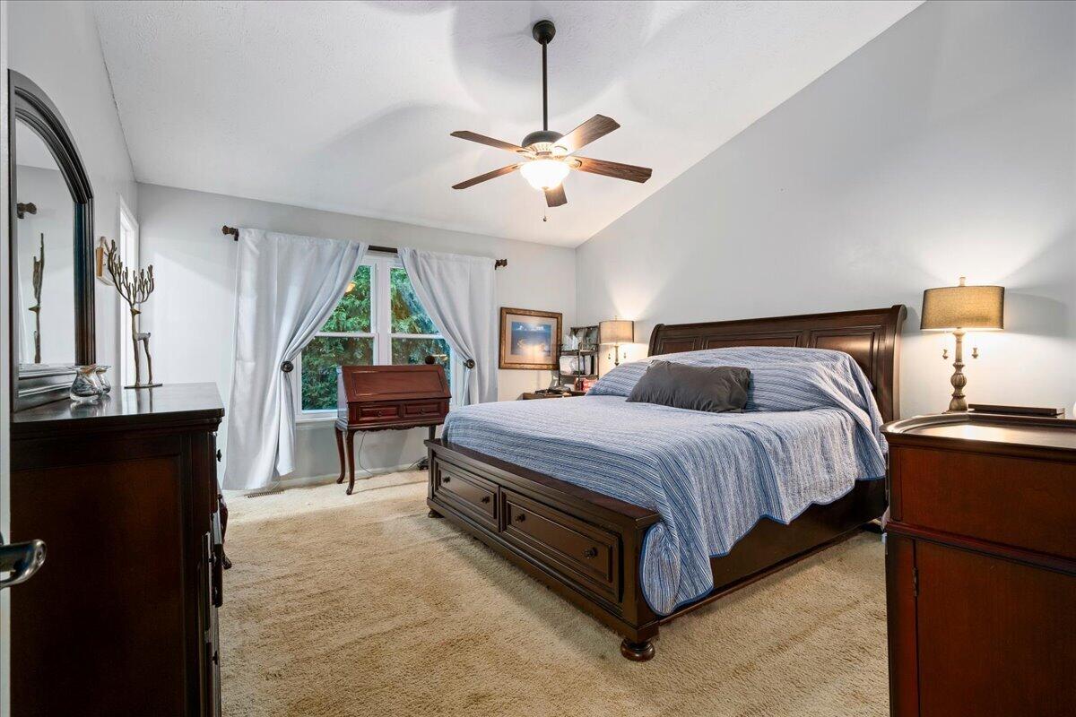 4044 Hillside Drive Property Photo 19