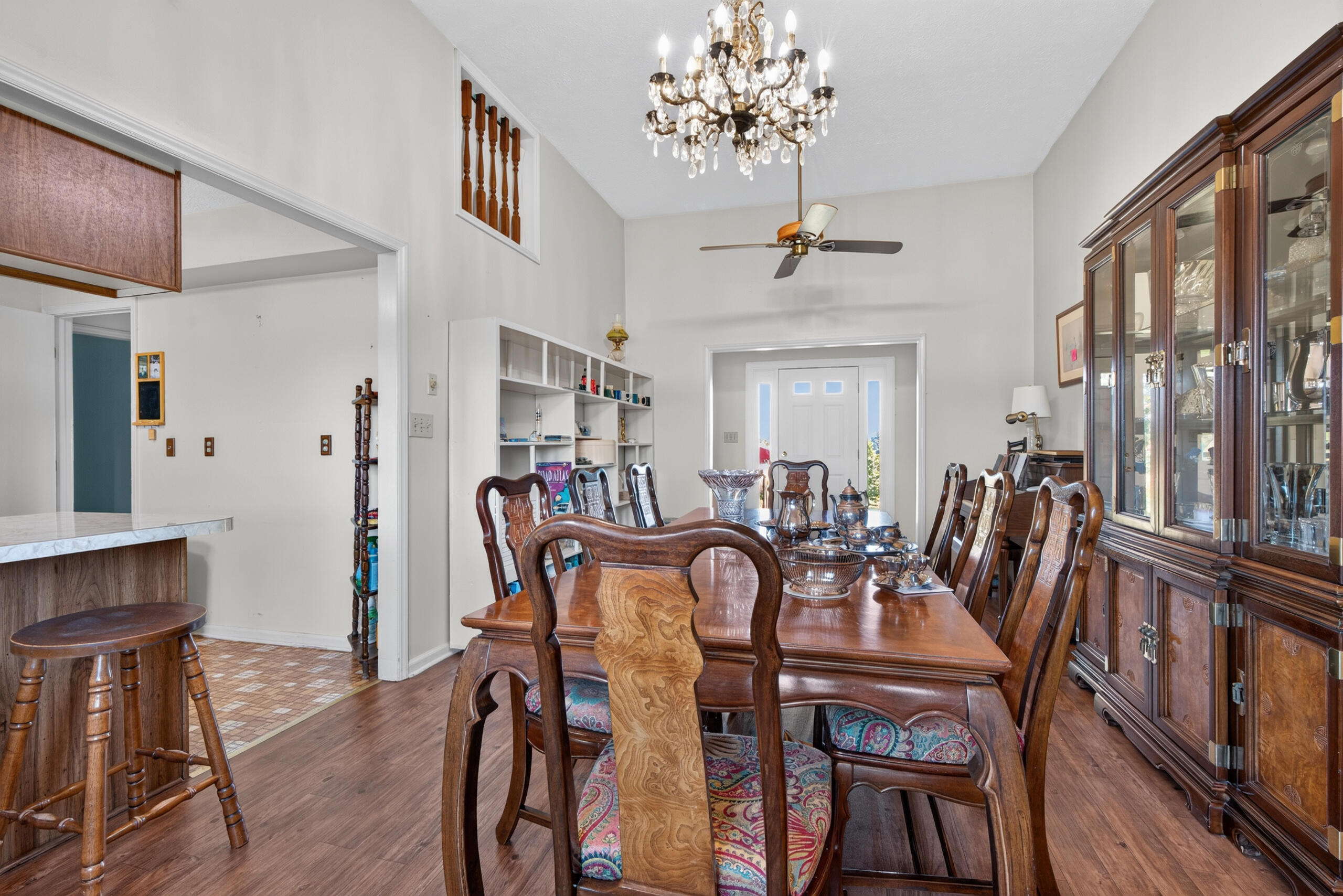 3521 Hempridge Road Property Photo 5