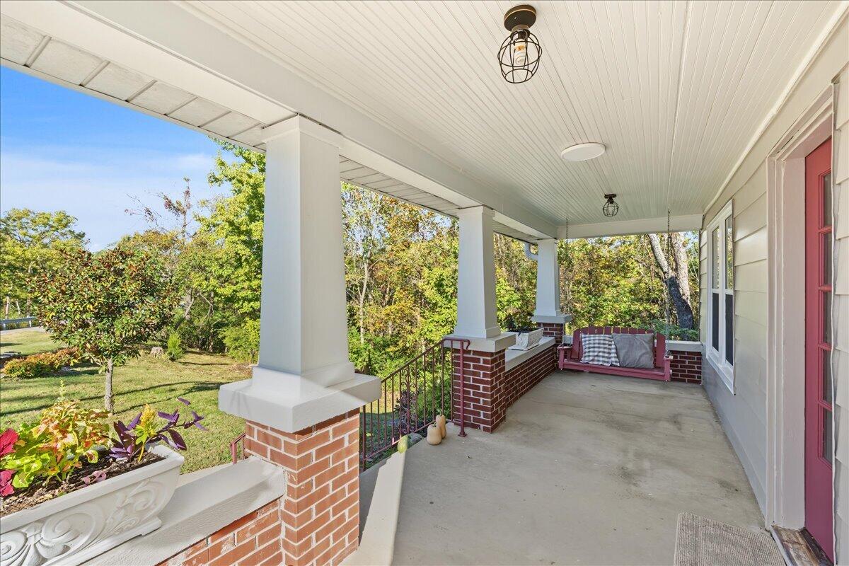 2868 Bald Knob Road Property Photo 6