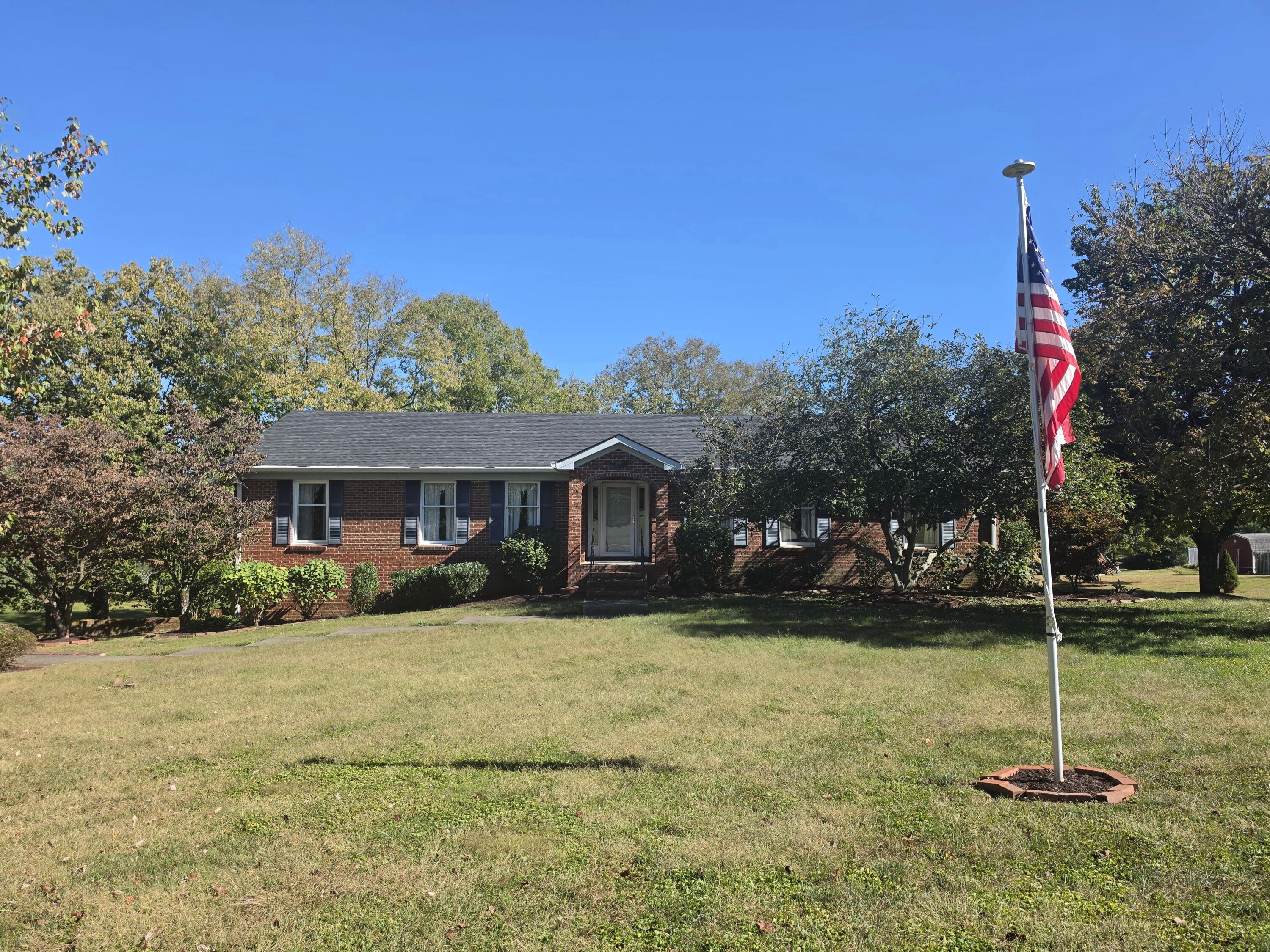 136 Lake Country Road Property Photo 8