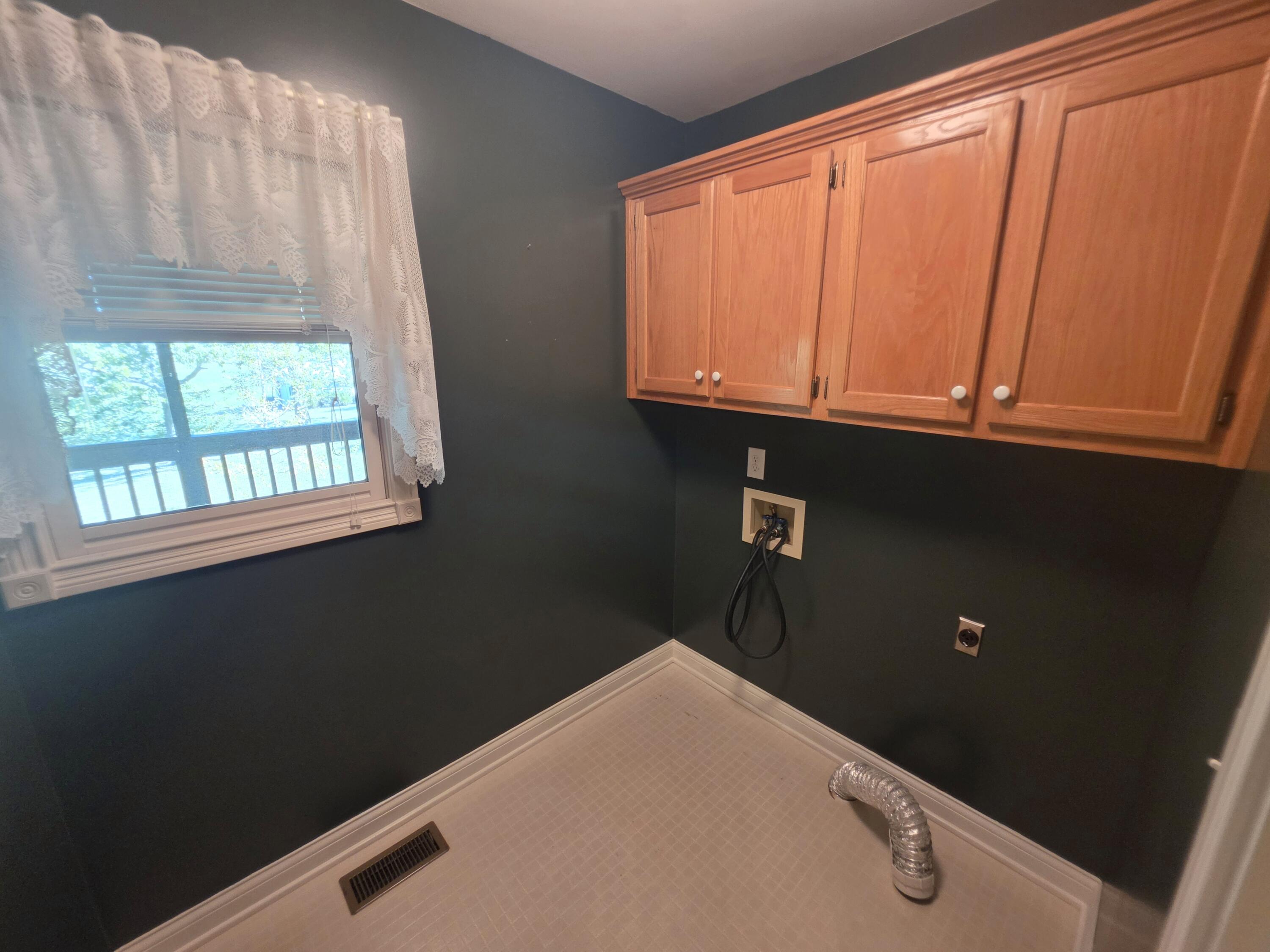 136 Lake Country Road Property Photo 31