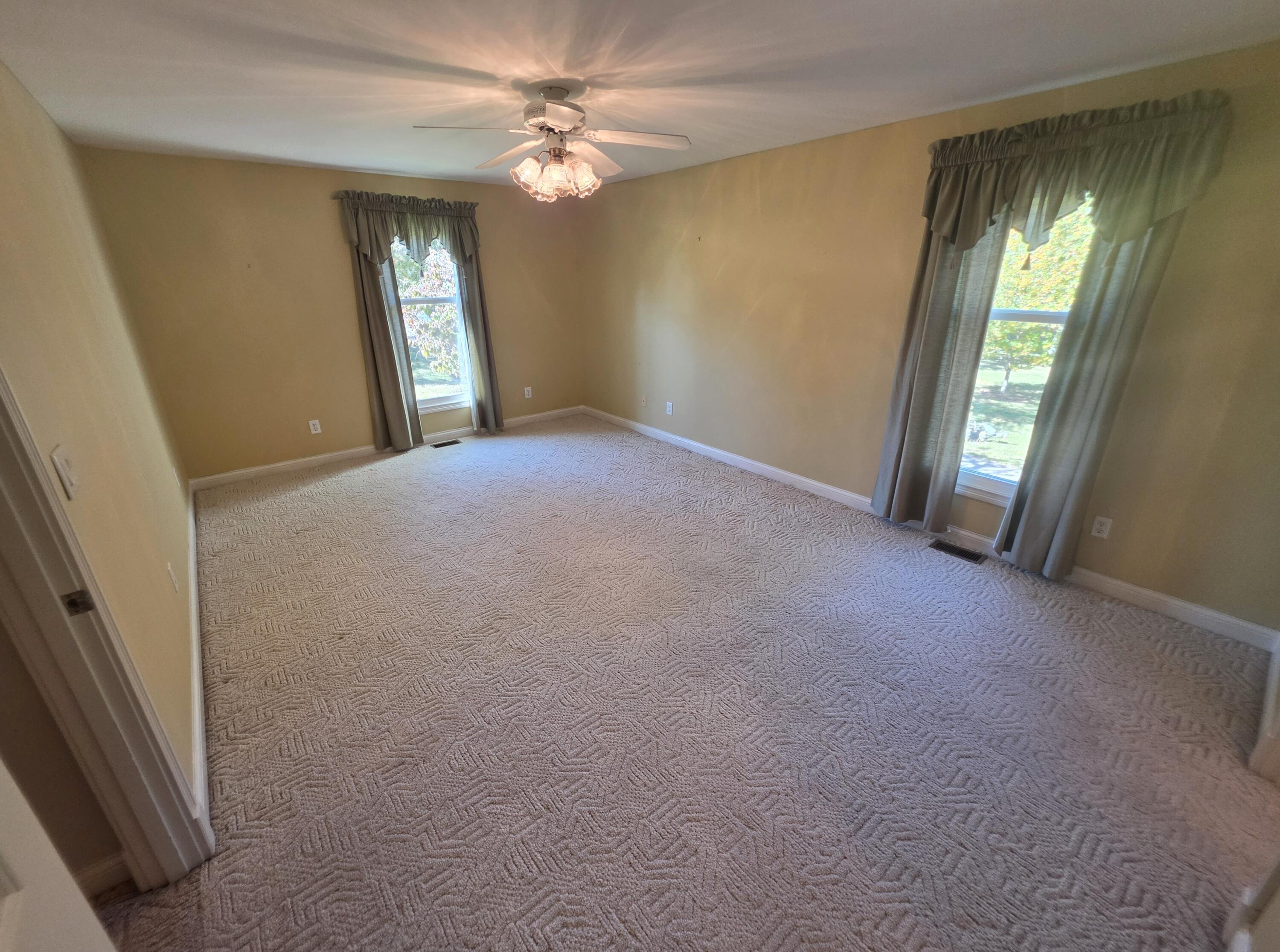 136 Lake Country Road Property Photo 40