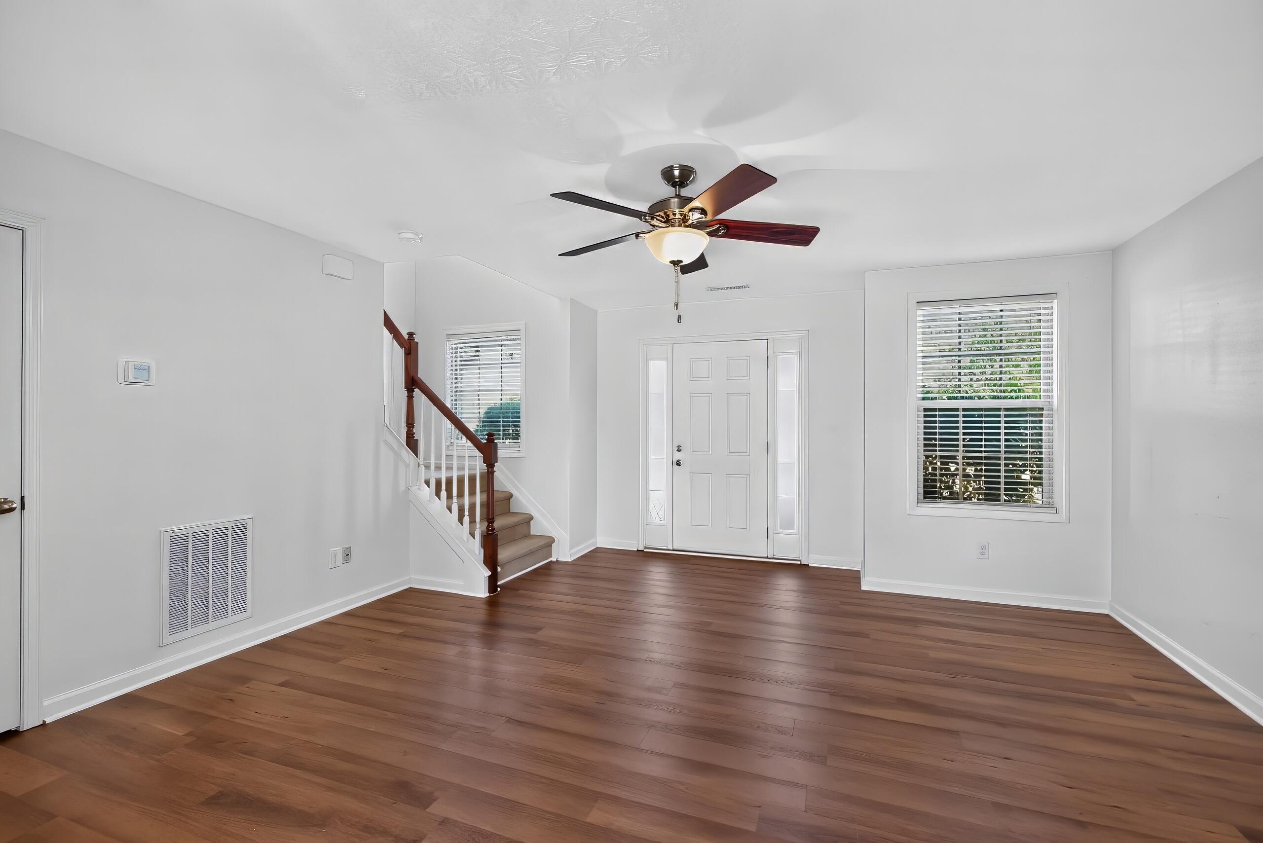 2668 Rockaway Place Property Photo 4