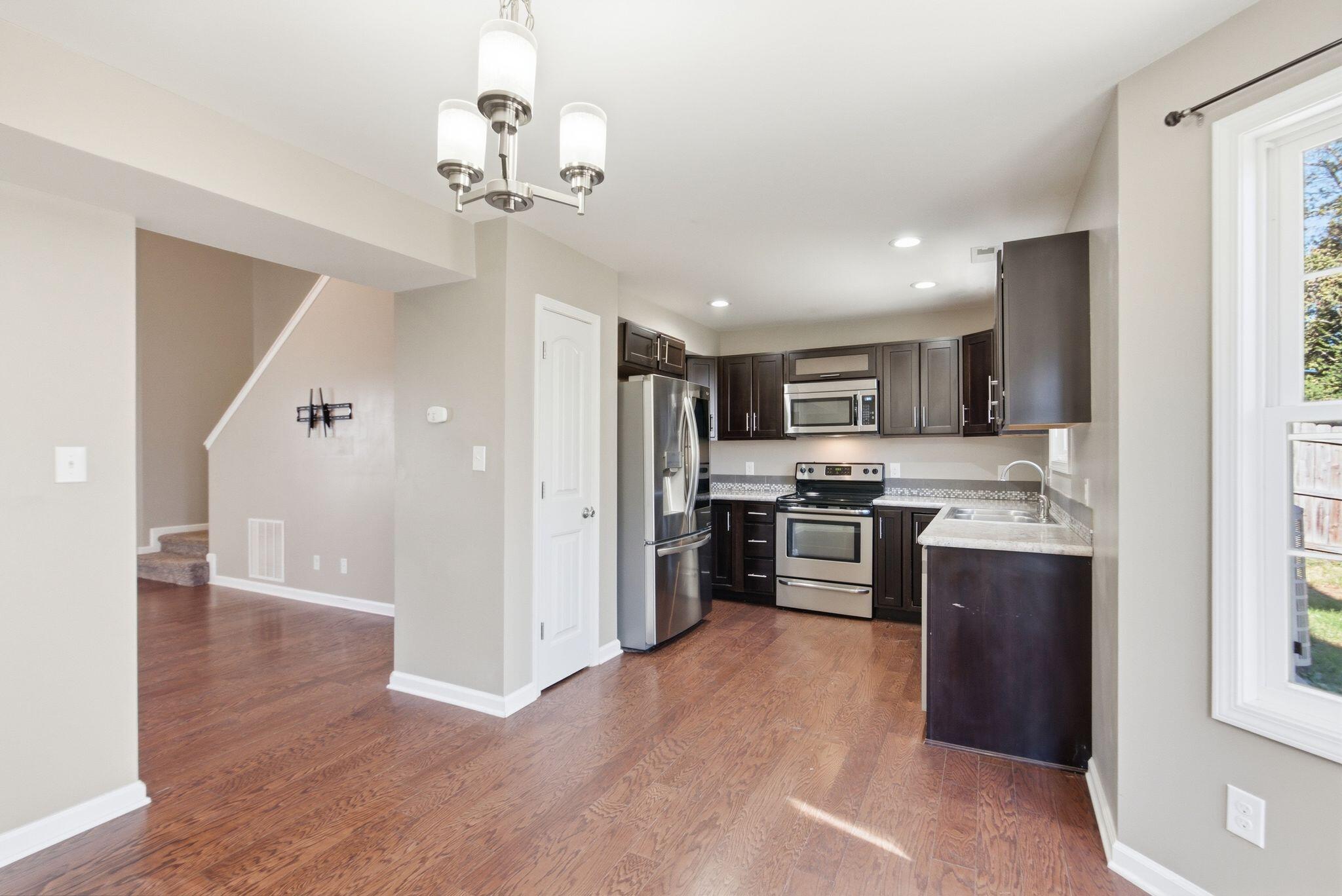 444 Wellington Way Property Photo 10
