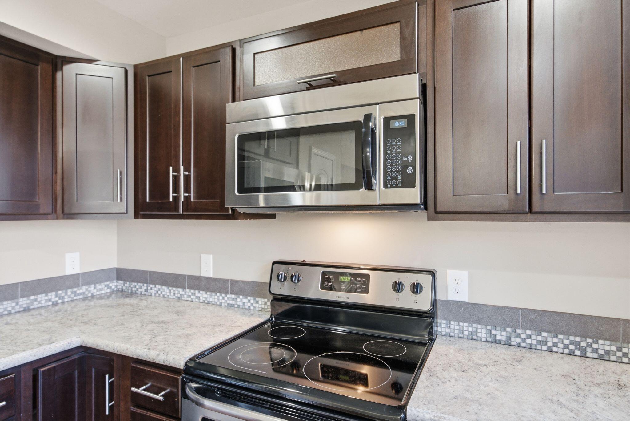 444 Wellington Way Property Photo 13