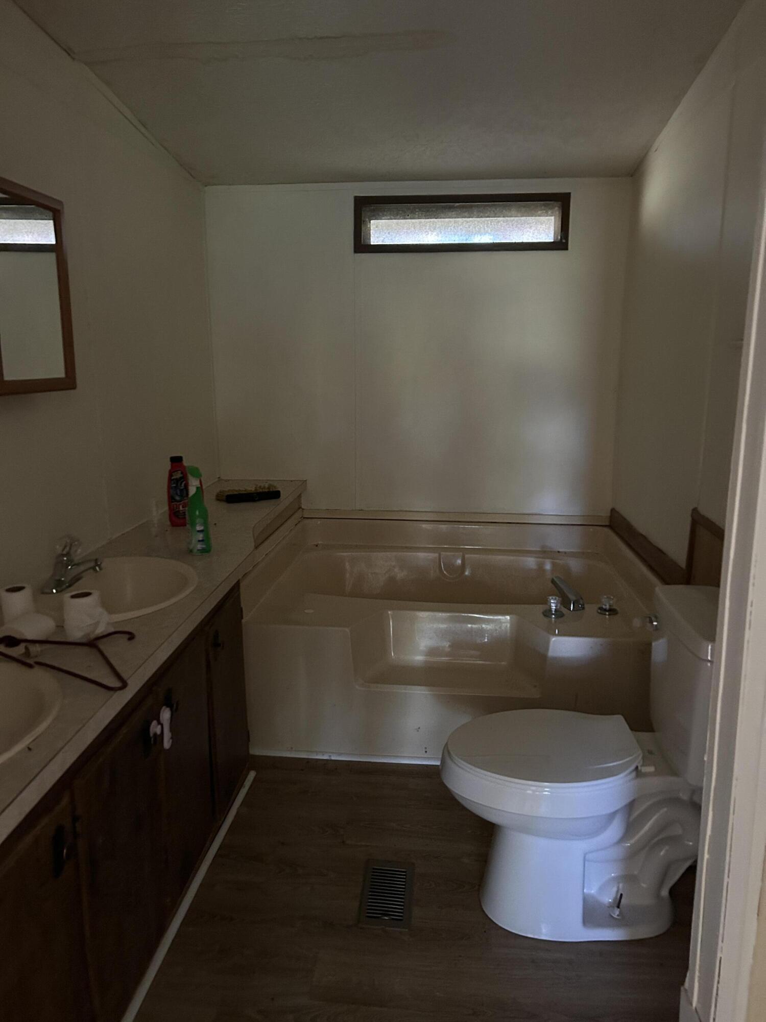 1067 Crider Dulaney Road Property Photo 12