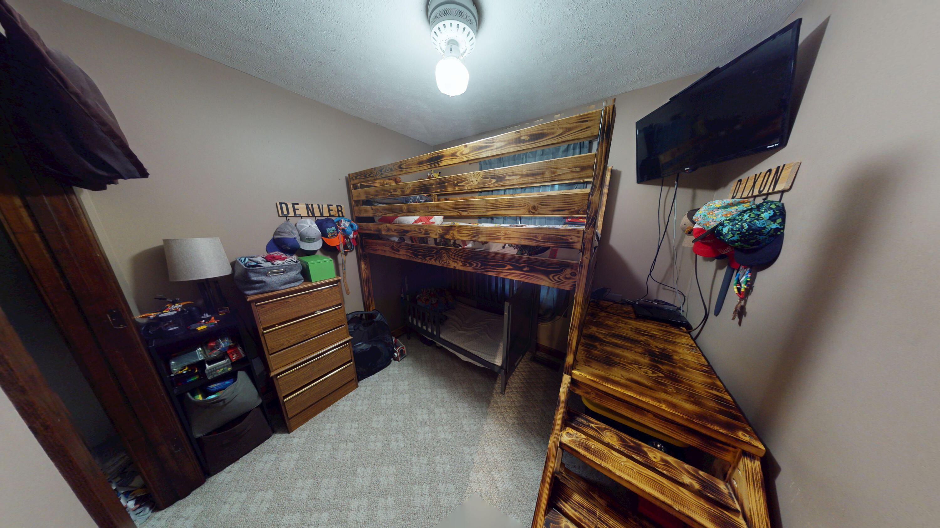 1212 S Tanyard Road Property Photo 18