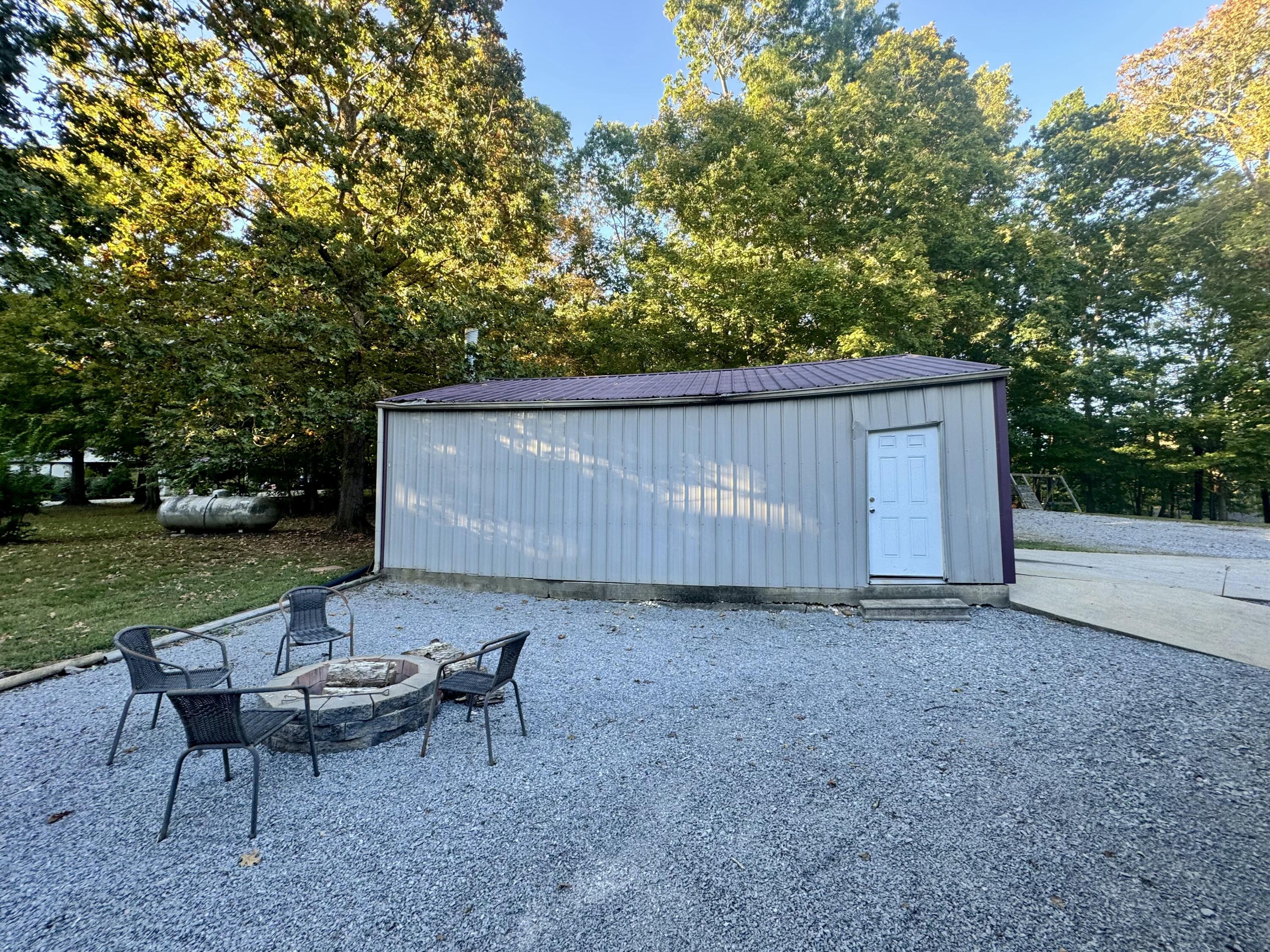 1212 S Tanyard Road Property Photo 23