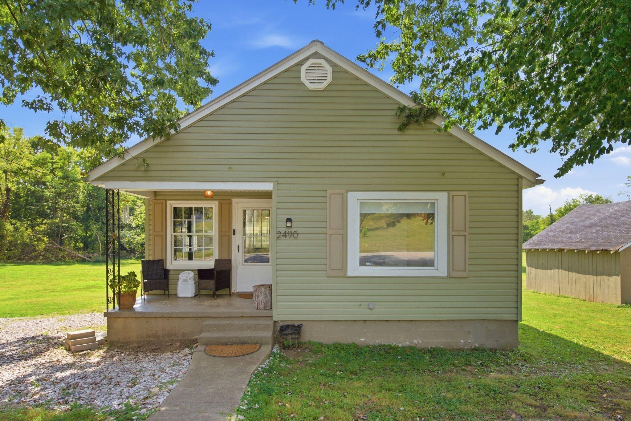 2490 Battlefield Memorial Highway Property Photo 1