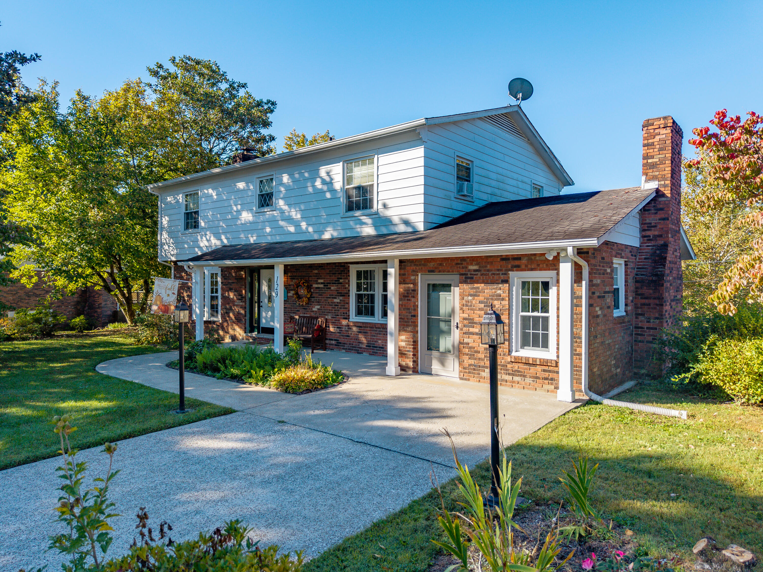 129 Circle Drive Property Photo 3