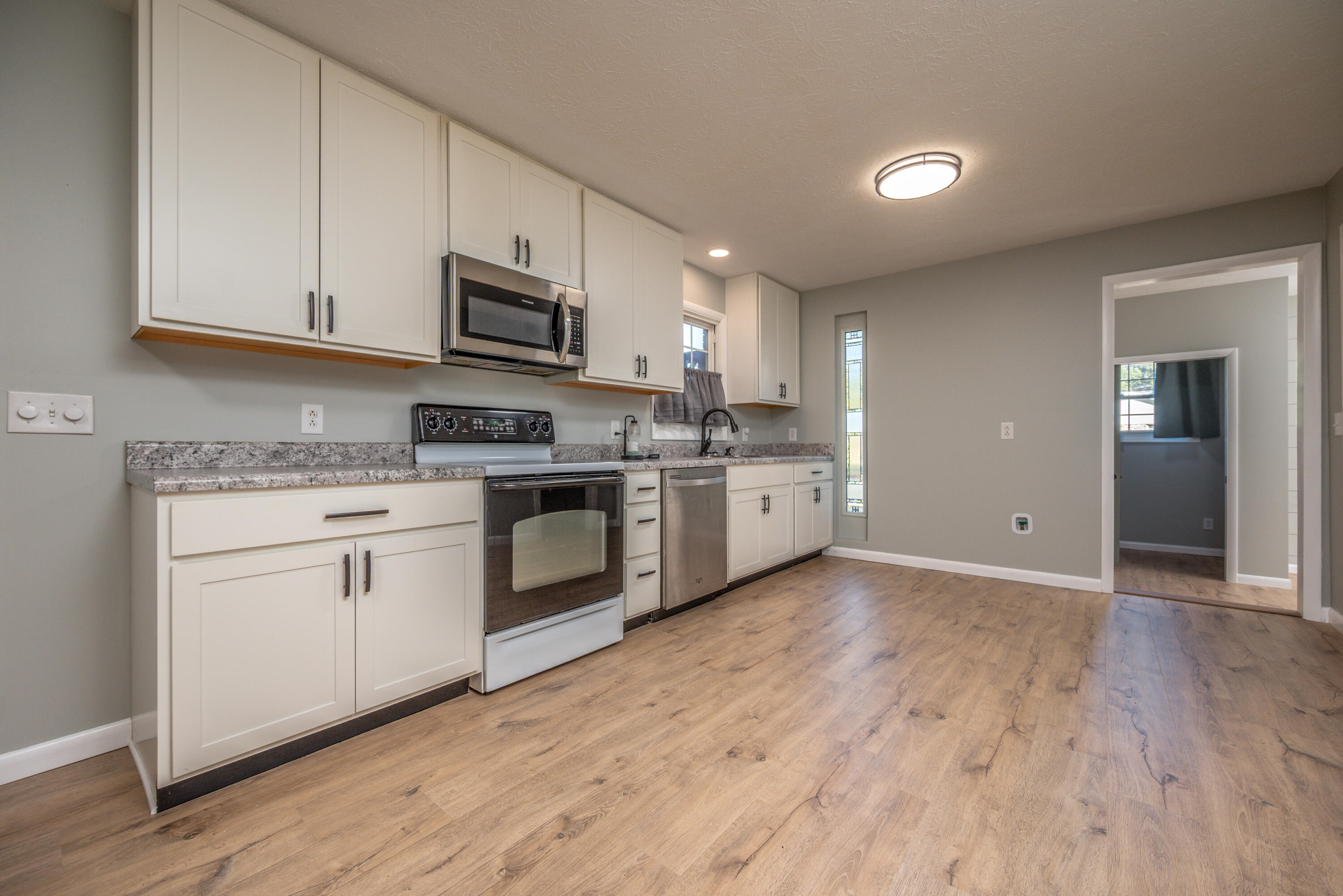 129 Circle Drive Property Photo 9