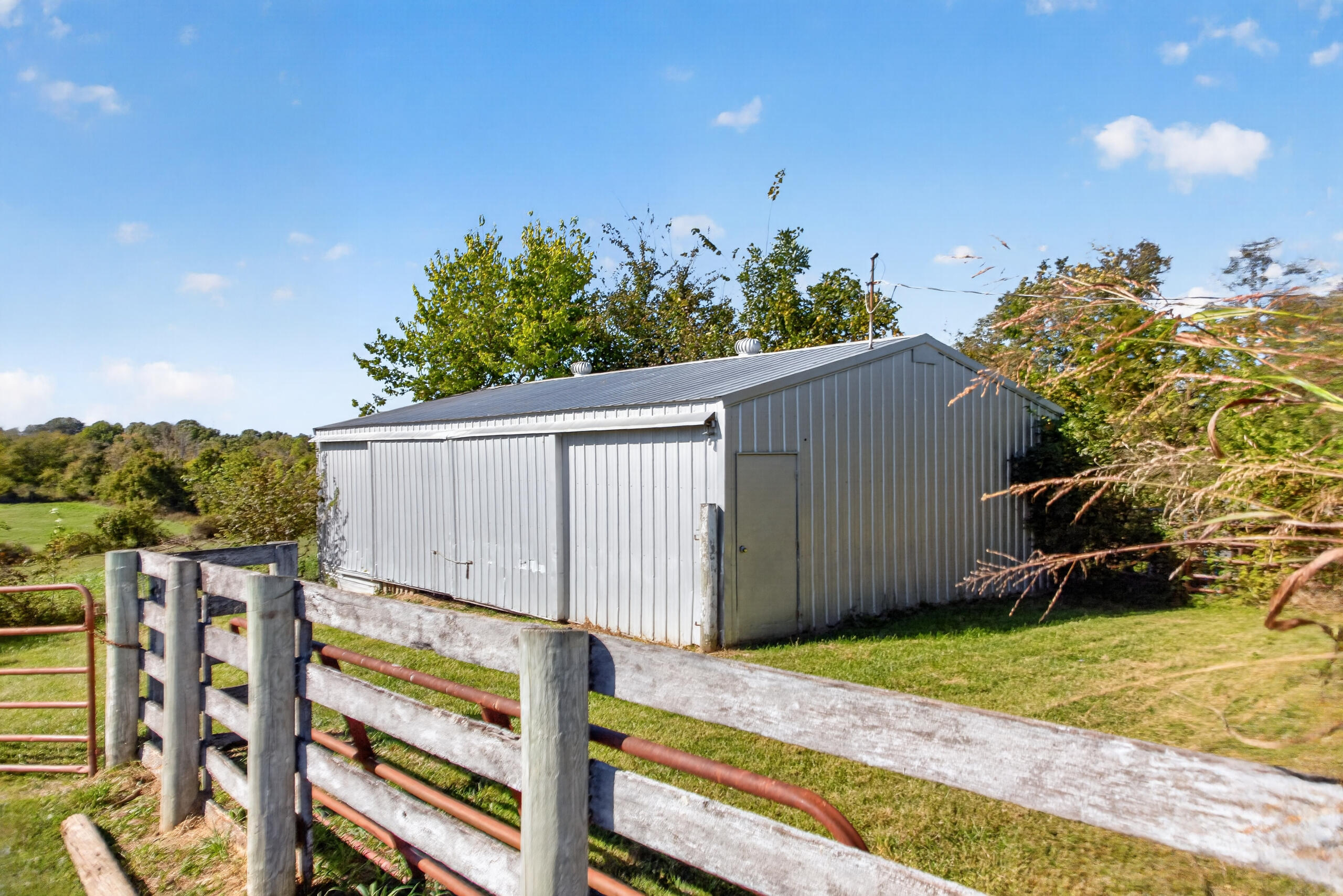 412 Carl Lay Lane Property Photo 15