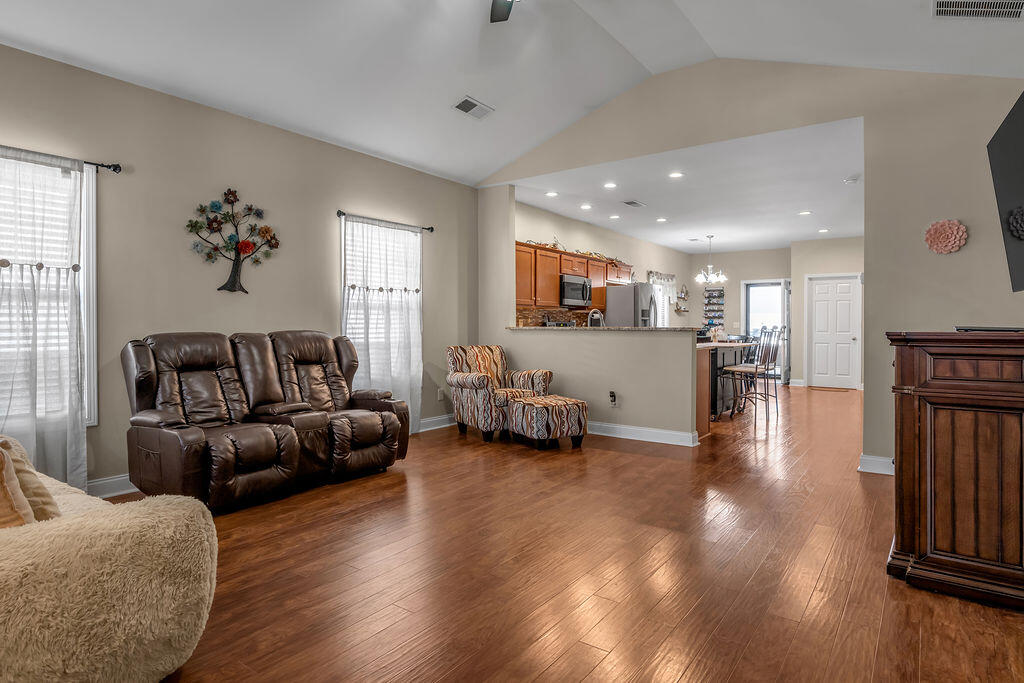 169 Ridge View Road Property Photo 5