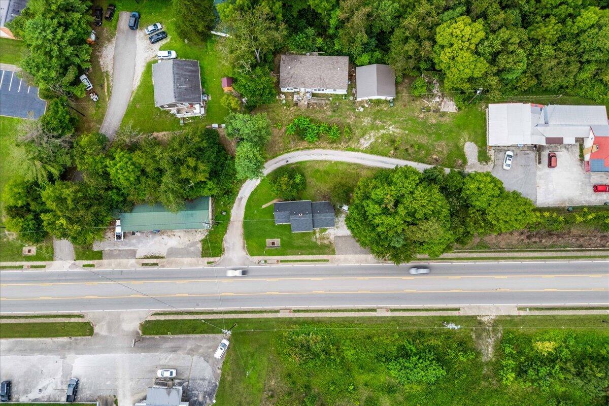 595 N Hwy 25 Property Photo 11
