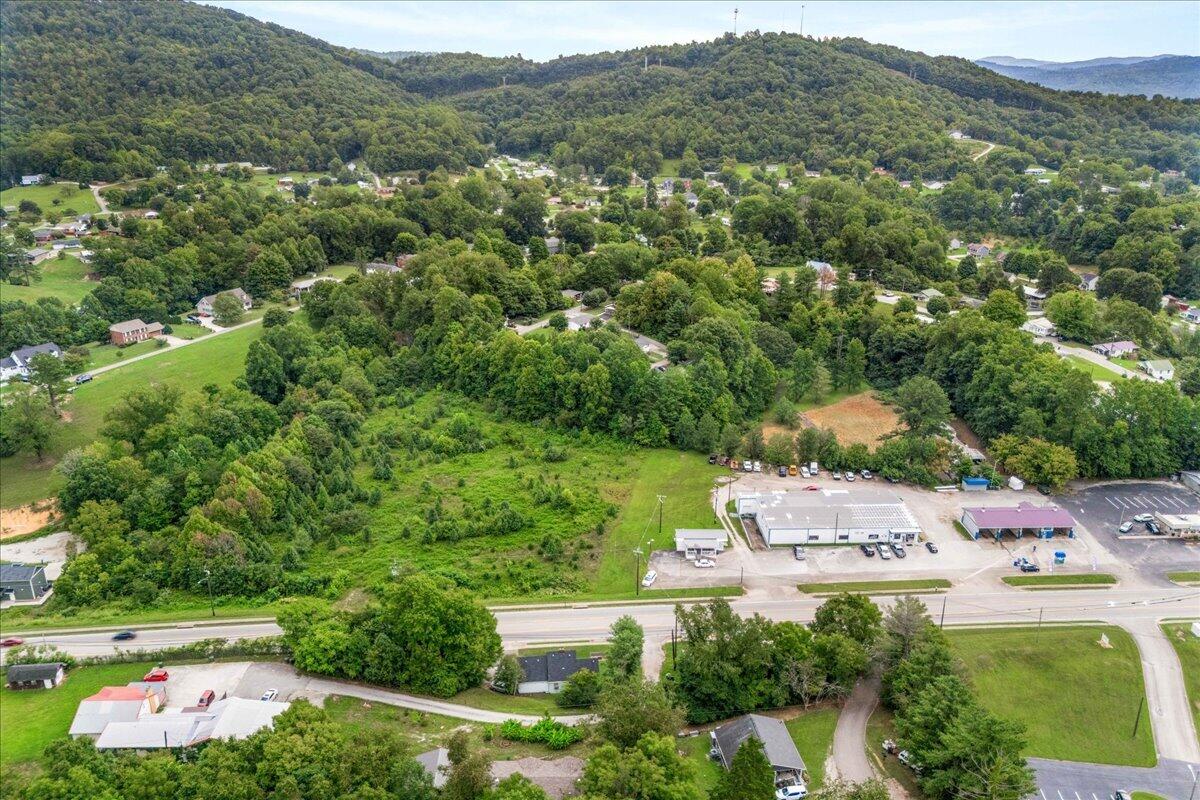 595 N Hwy 25 Property Photo 12