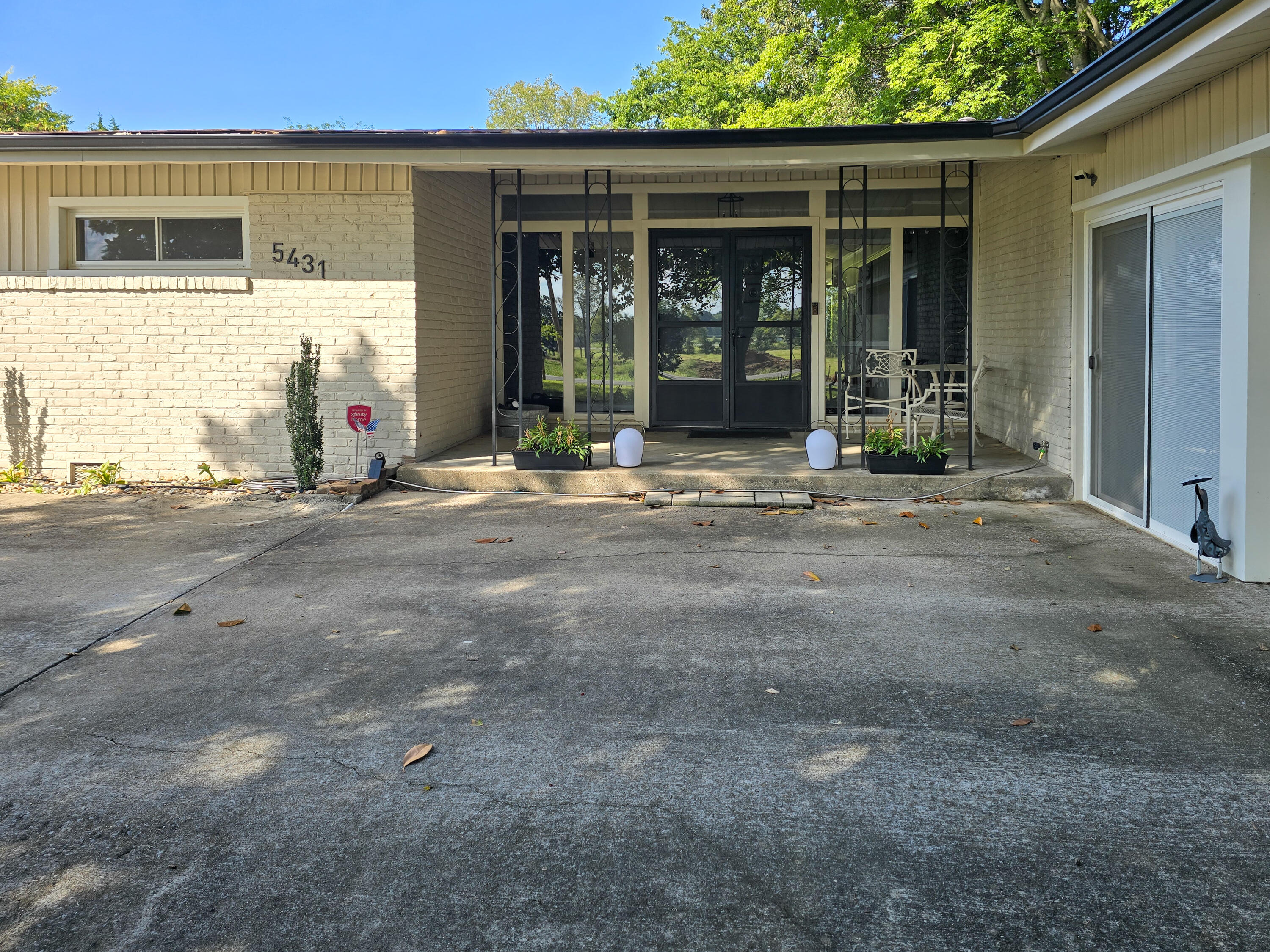 5431 Harris Road Property Photo 3