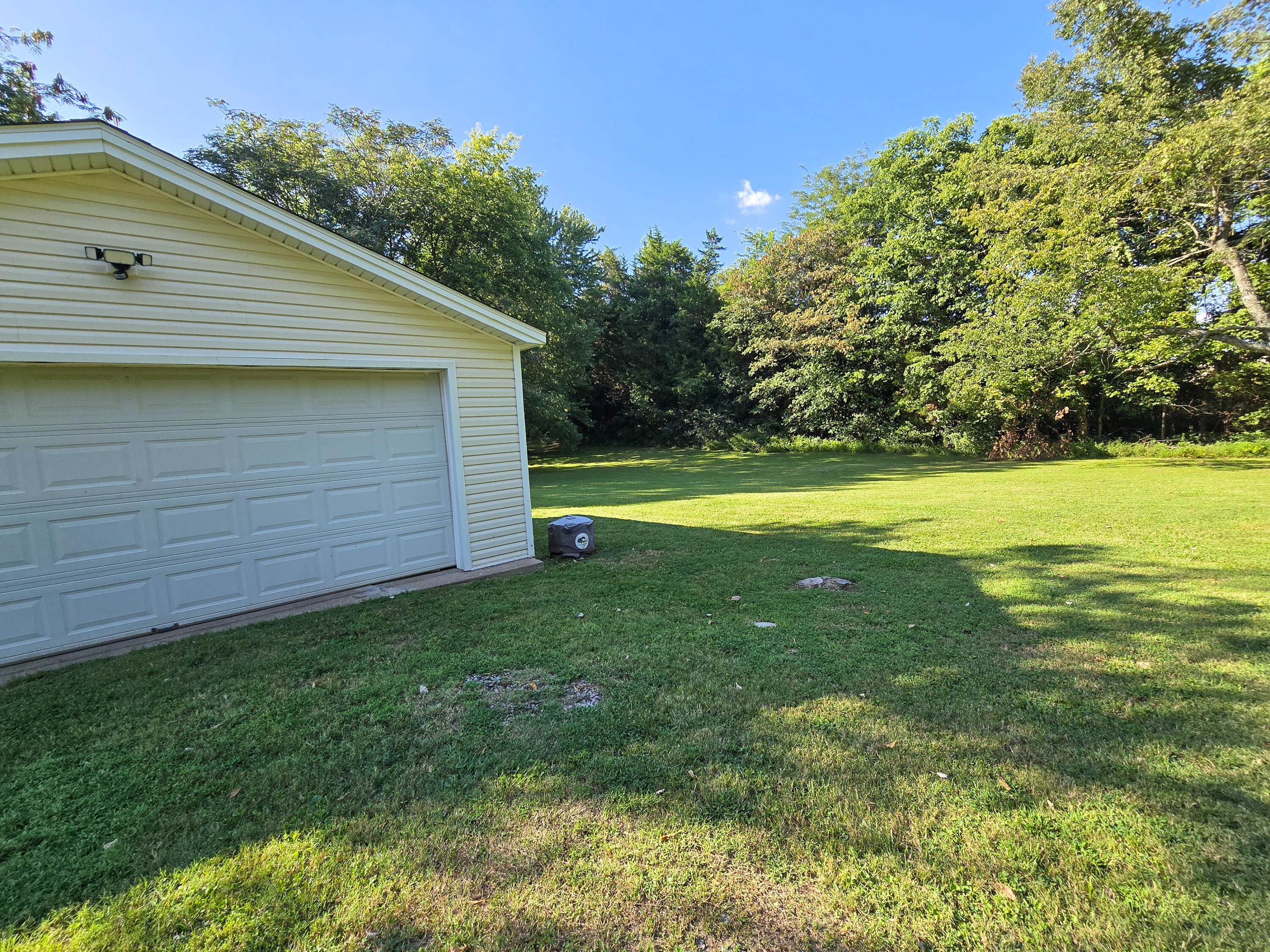 5431 Harris Road Property Photo 12