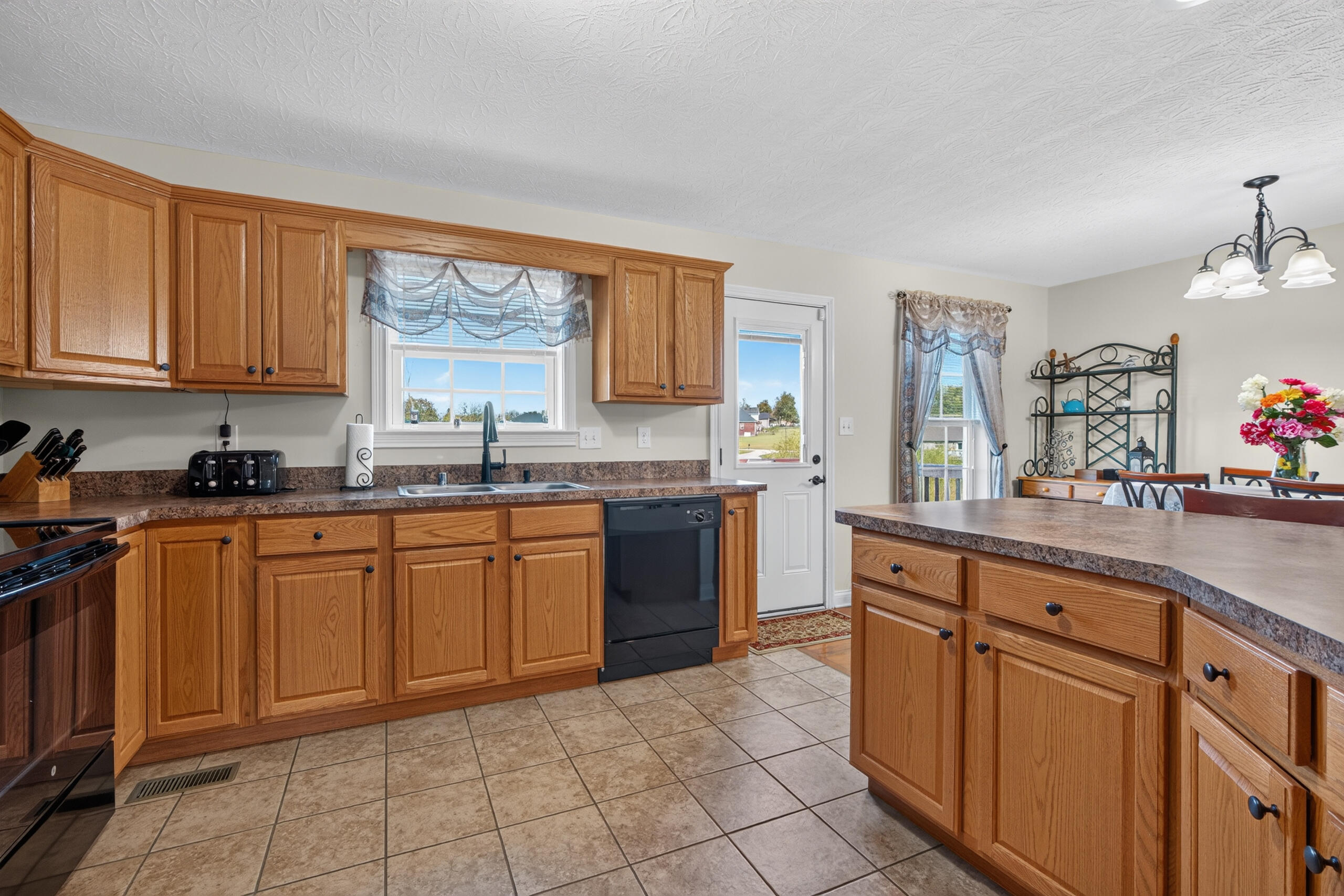 232 Banyan Boulevard Property Photo 11