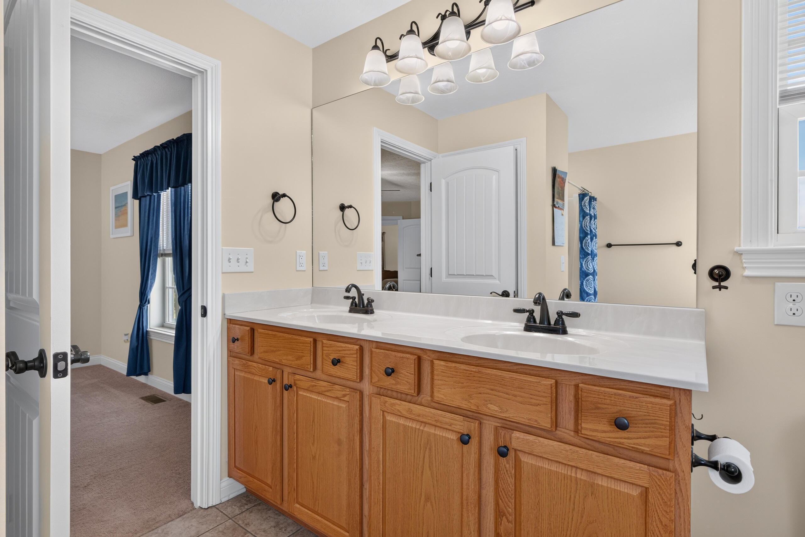 232 Banyan Boulevard Property Photo 19