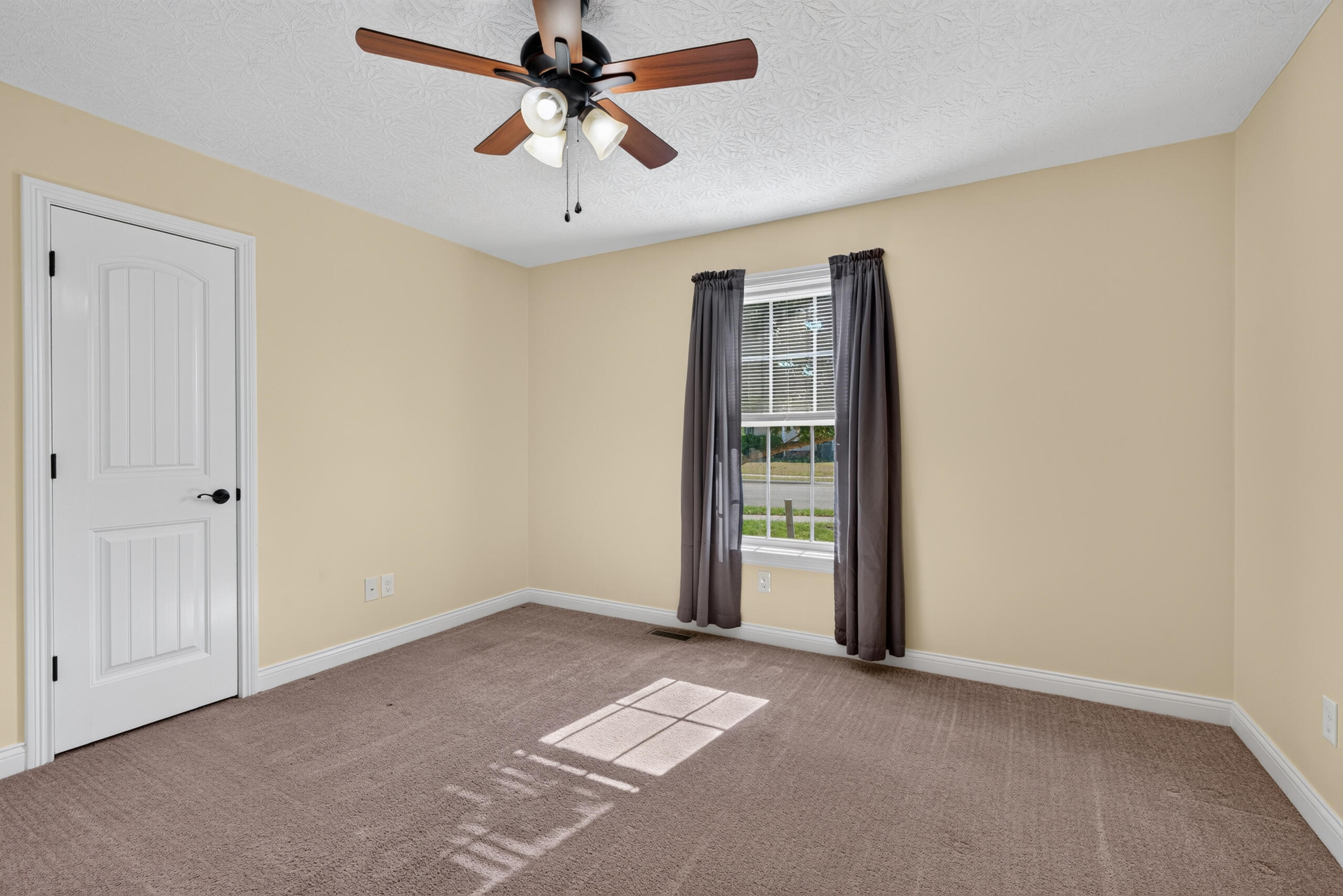 232 Banyan Boulevard Property Photo 21