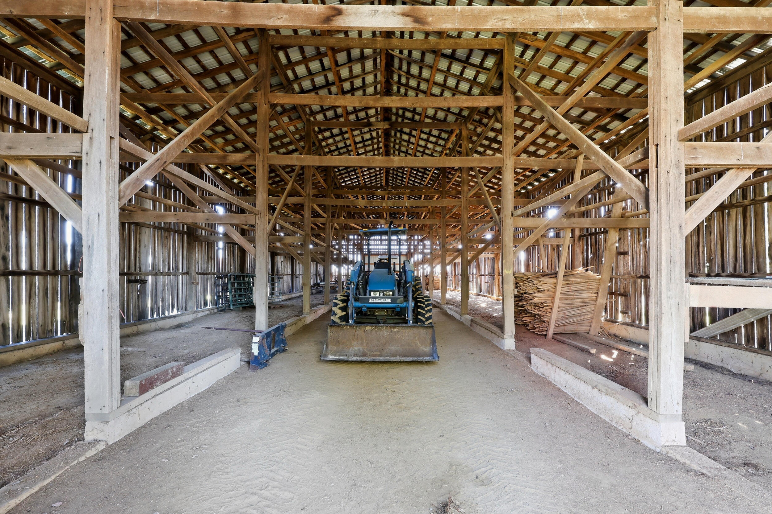 1040 Hick Hardy Road Property Photo 35