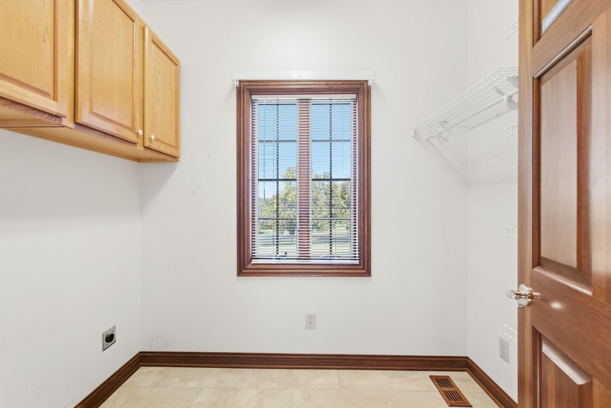 1603 West Lane Property Photo 24