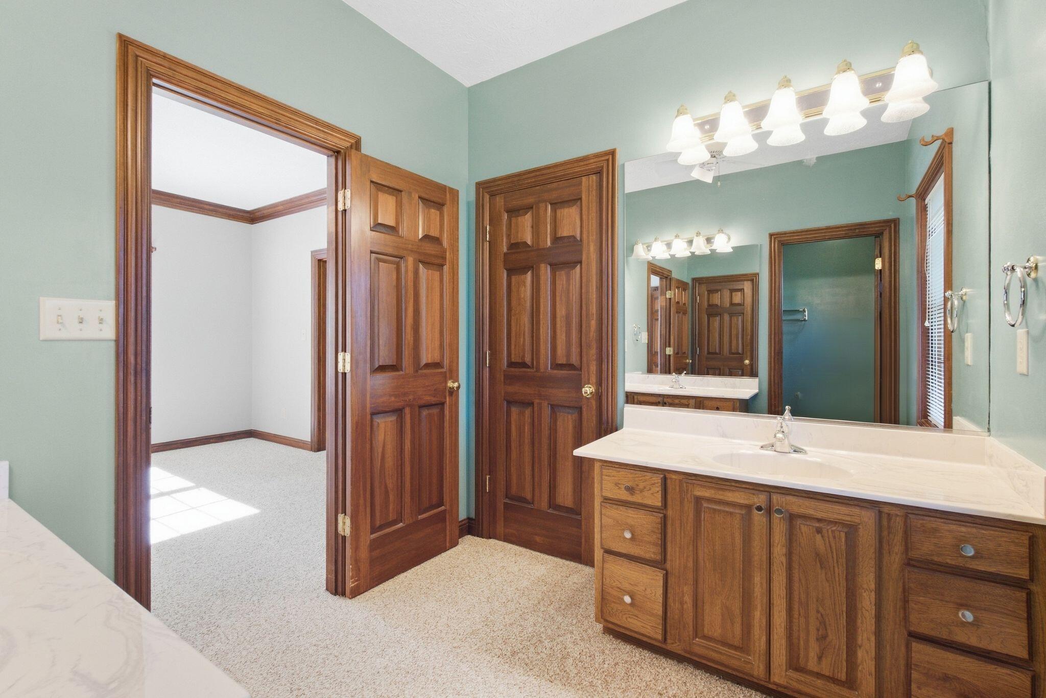 1603 West Lane Property Photo 44