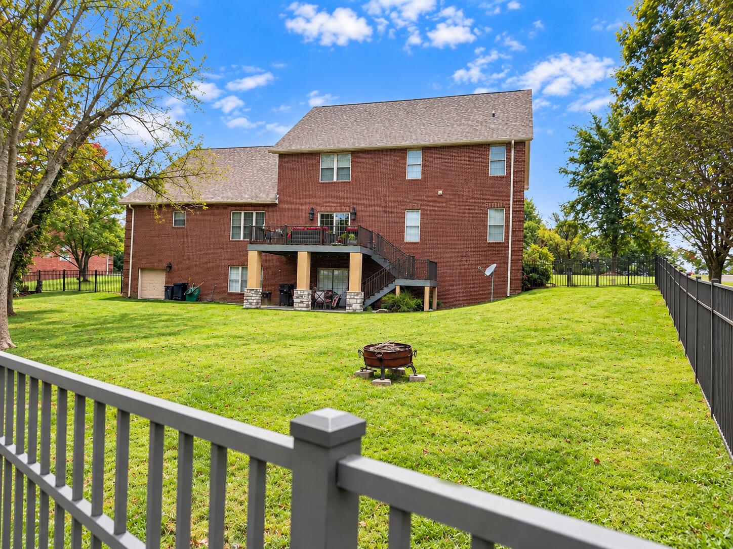360 Hanover Drive Property Photo 3