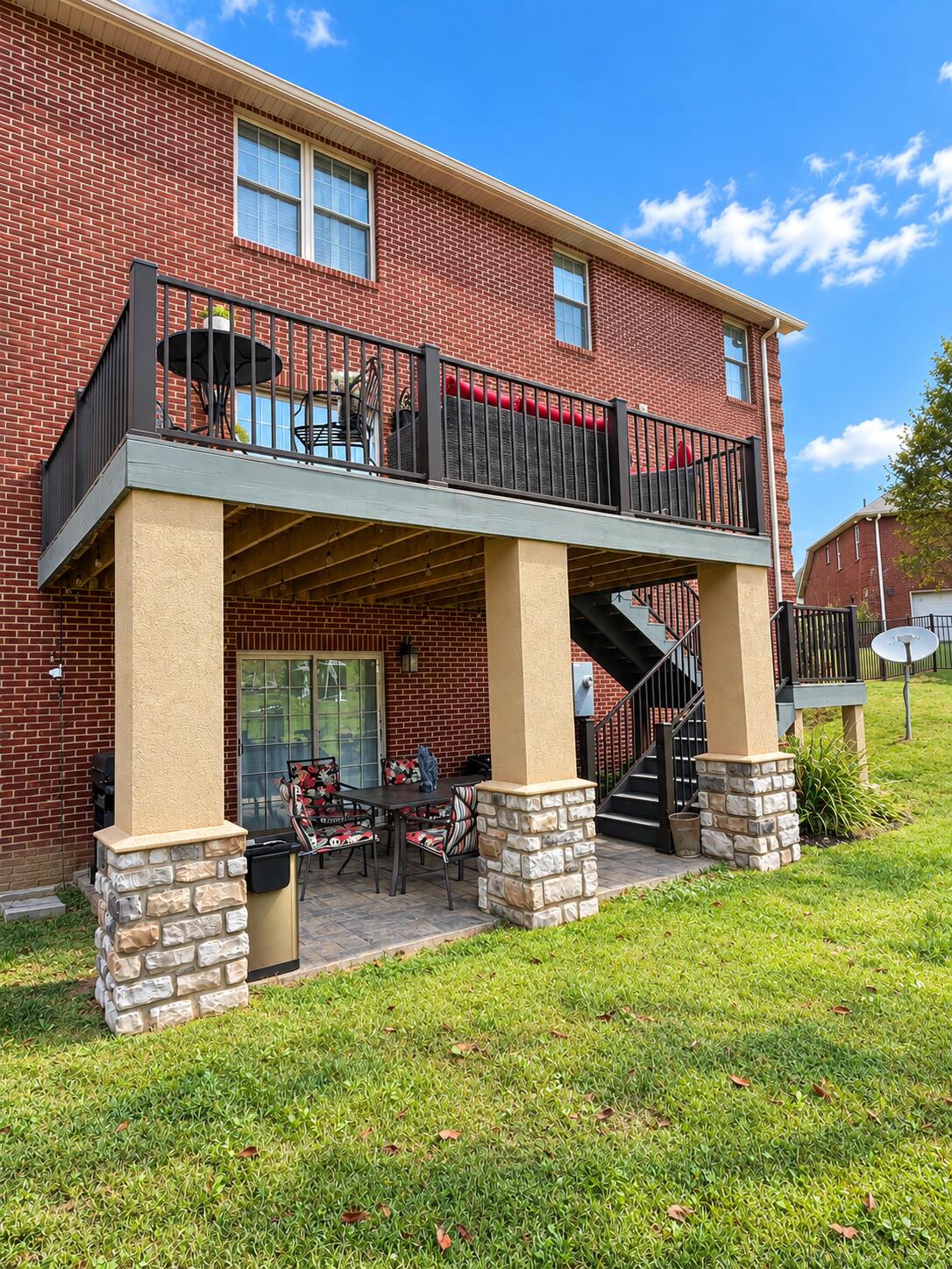 360 Hanover Drive Property Photo 5