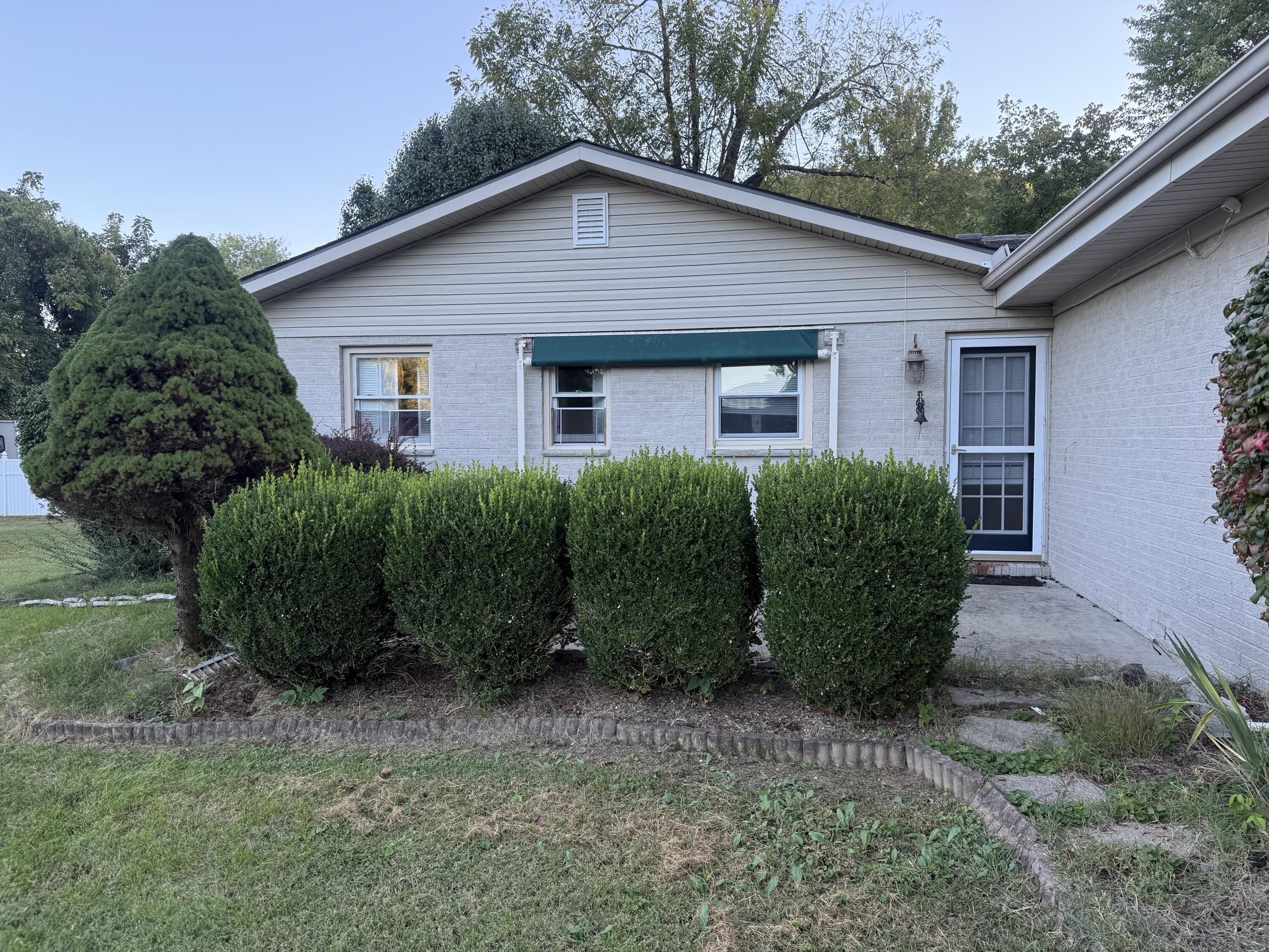 556 W Sun Street Property Photo 25