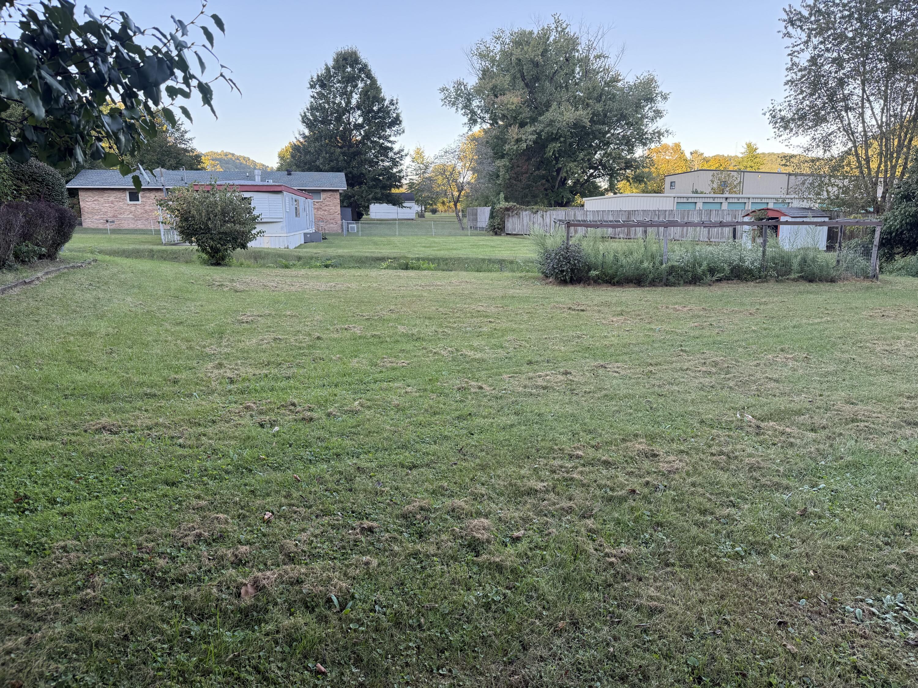 556 W Sun Street Property Photo 27